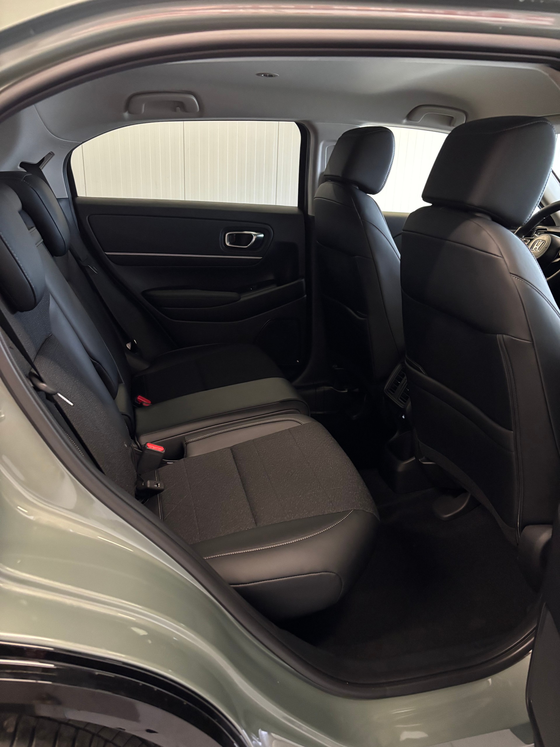 HONDA HR-V 1.5i-MMD Advance CVT-image-13