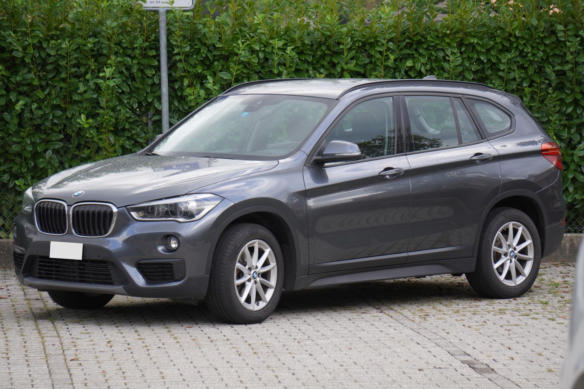 BMW X1 xDrive 18d xLine Steptronic-image-1