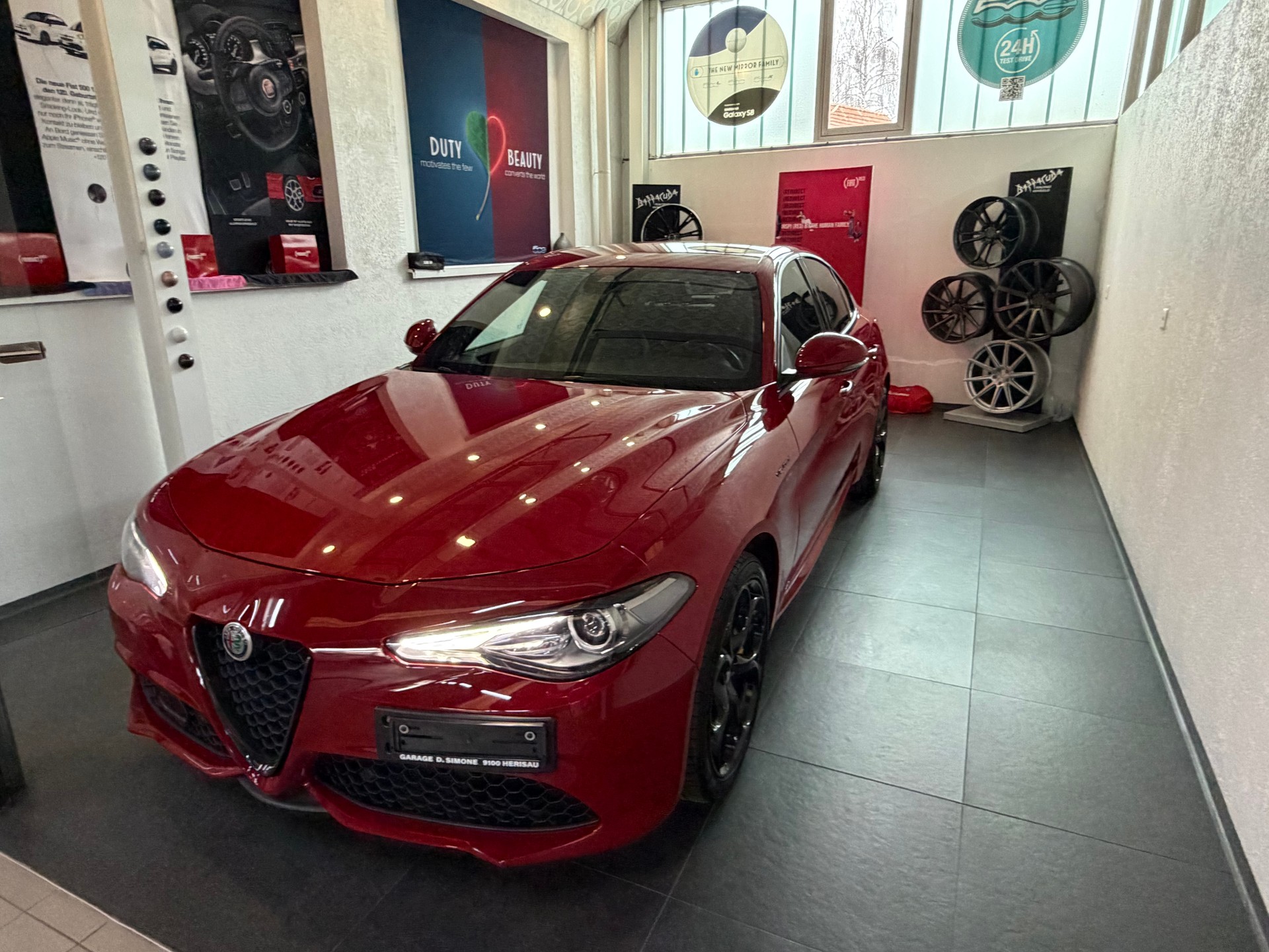 ALFA ROMEO Giulia 2.0 Veloce Q4 Automatic-image-1