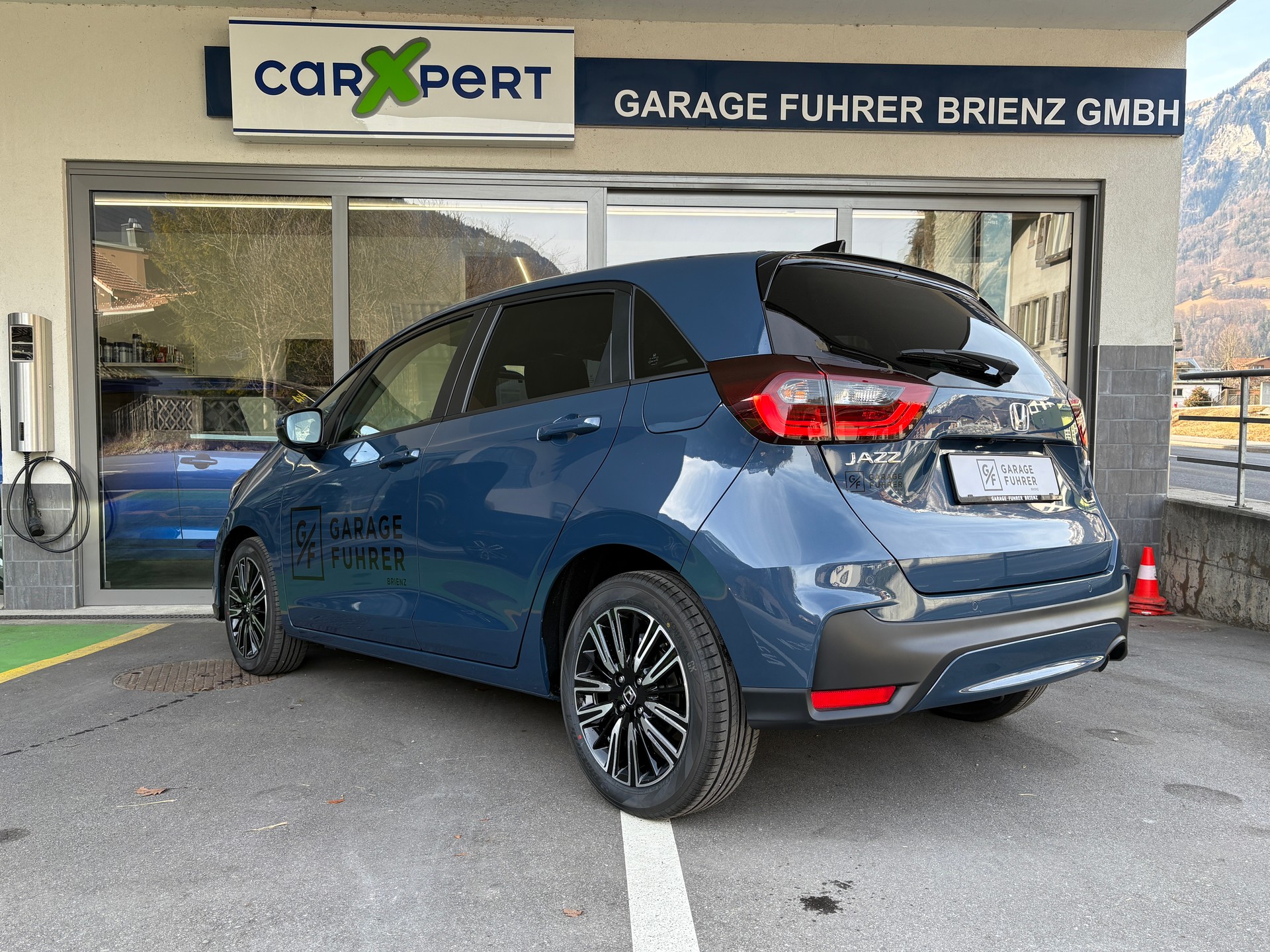 HONDA Jazz 1.5i-MMD Advance E-CVT-image-2