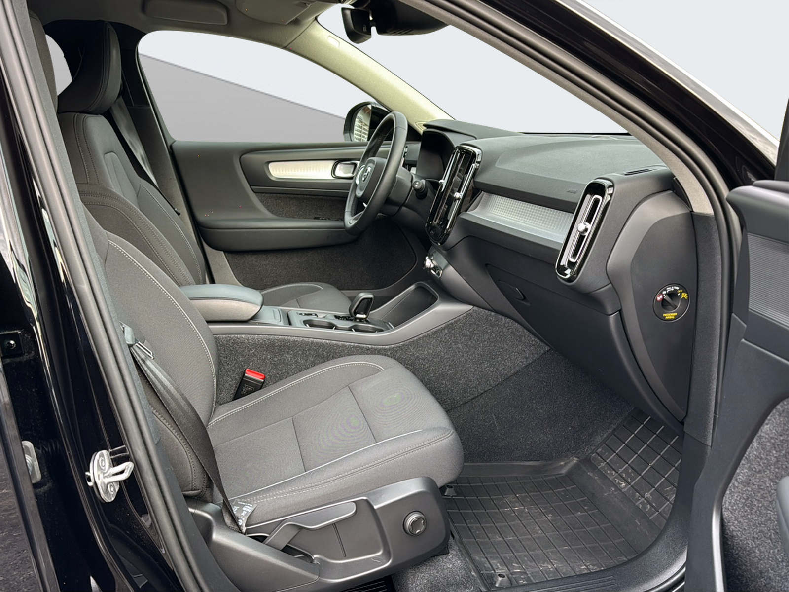 VOLVO XC40 1.5 T2 Xcite-image-14
