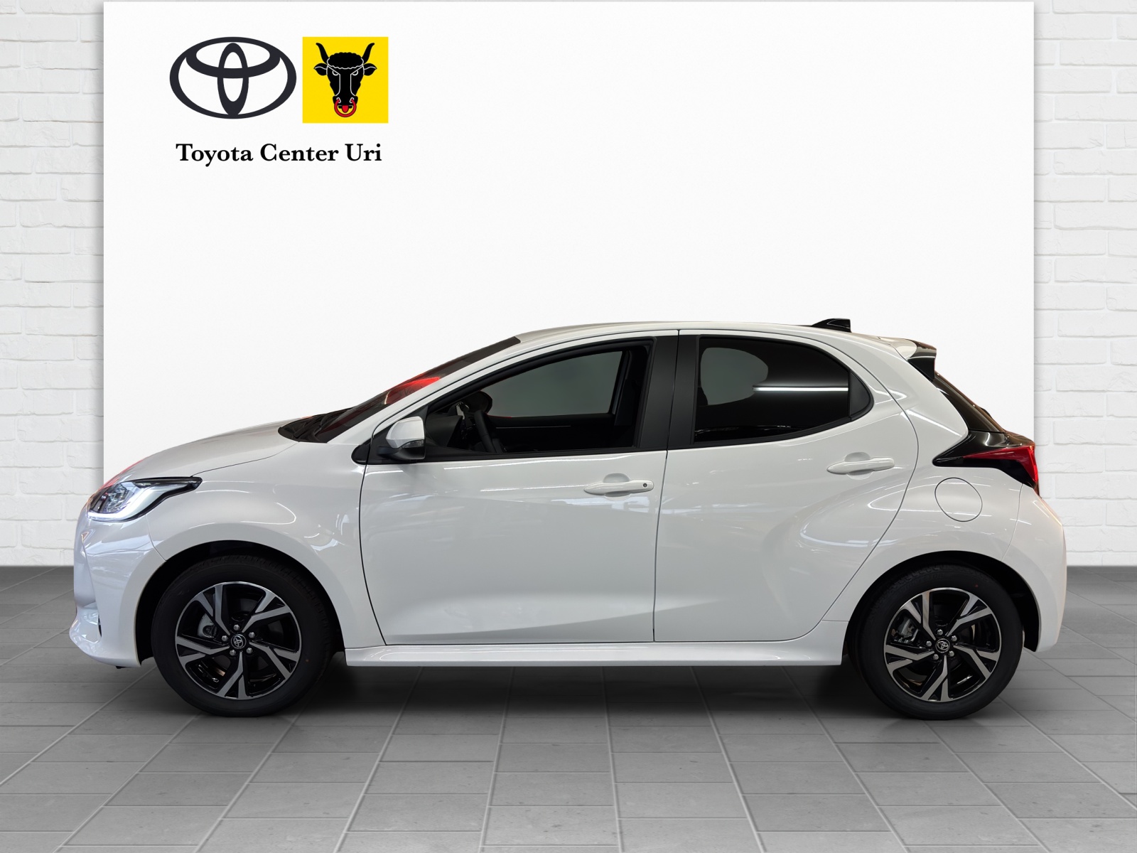 TOYOTA Yaris 1.5 Trend e-CVT-image-1