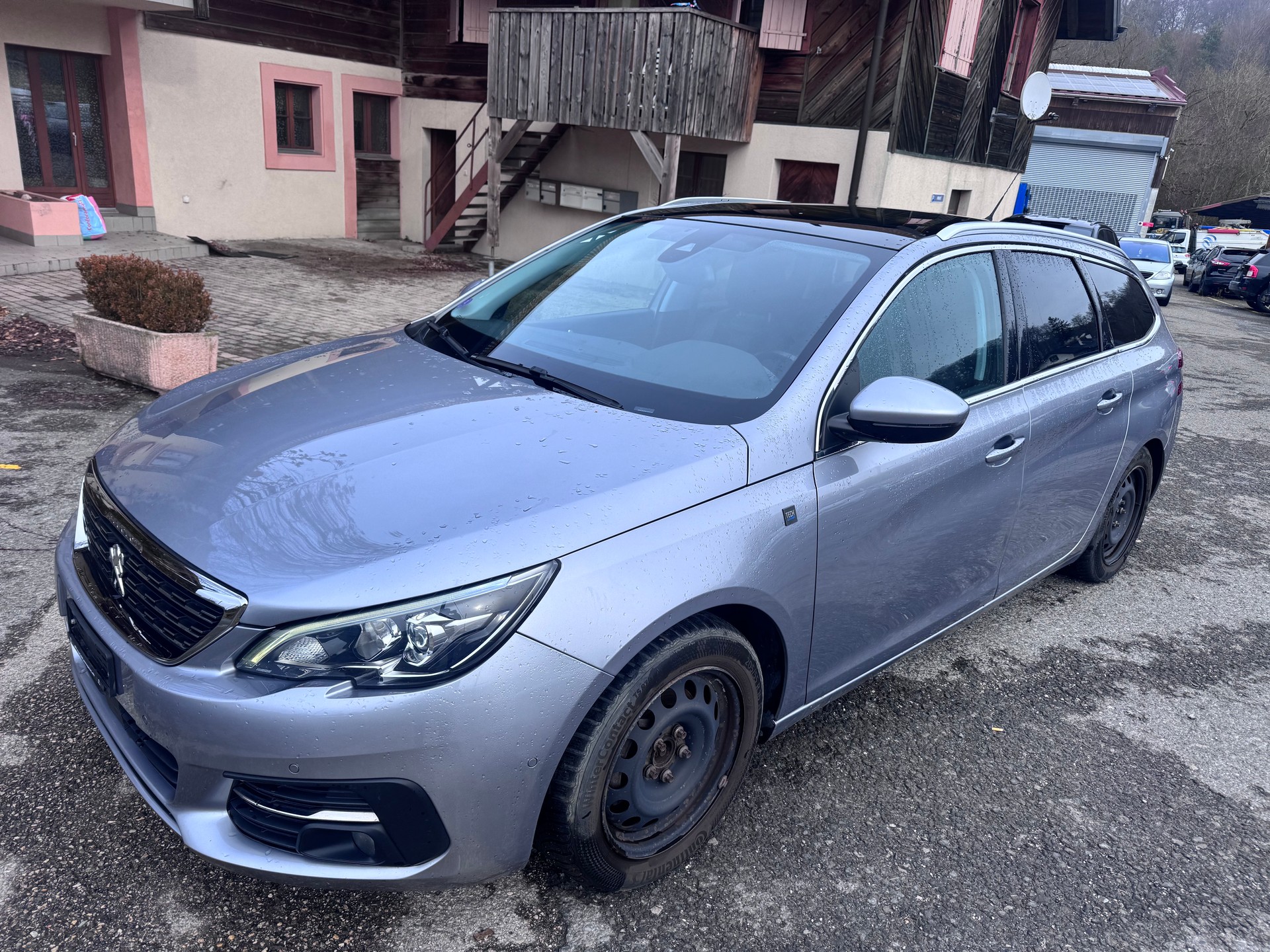 PEUGEOT 308 SW 1.2 Pure Tech Allure EAT8