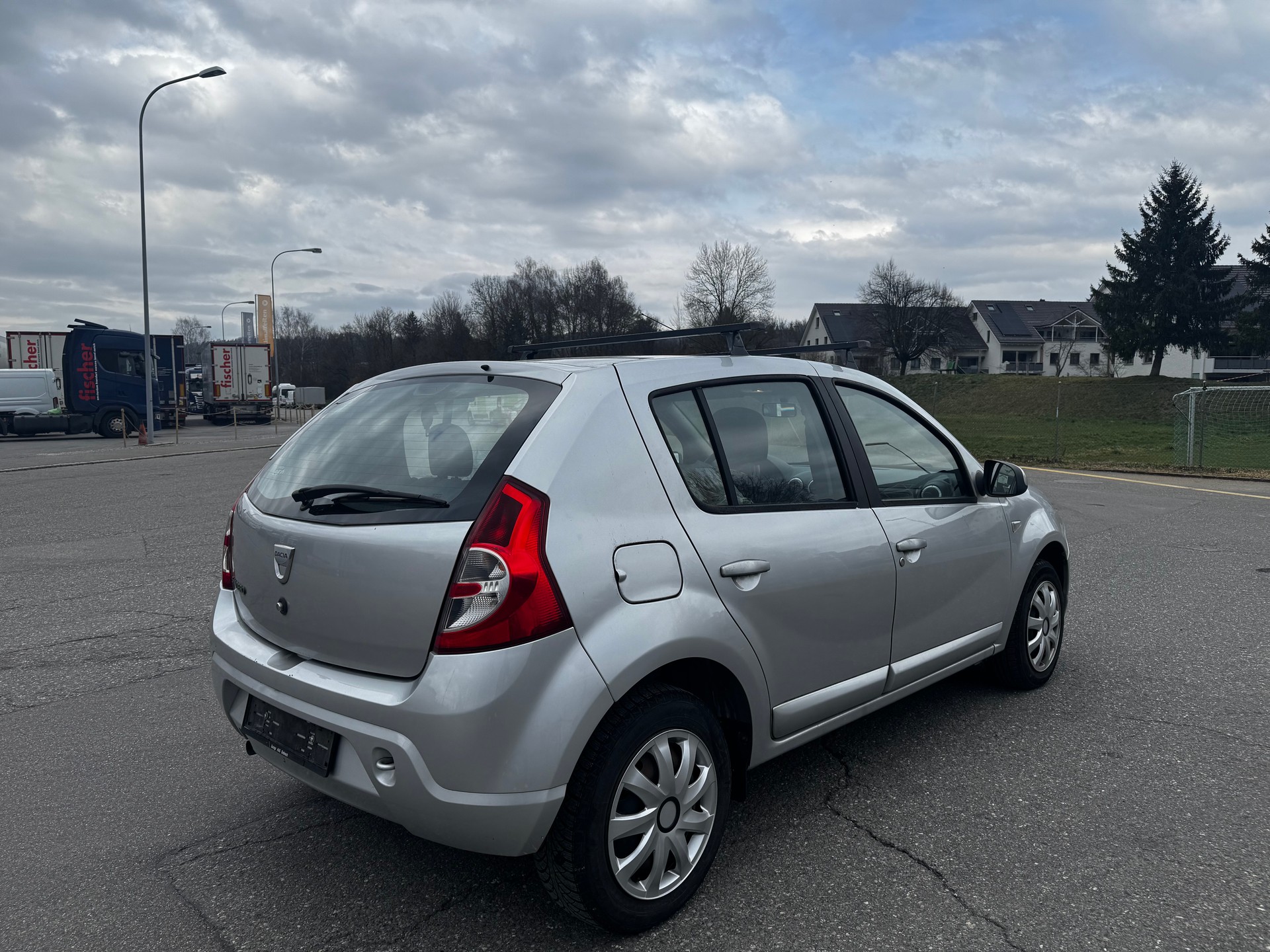 DACIA Sandero 1.6 Lauréate-image-6
