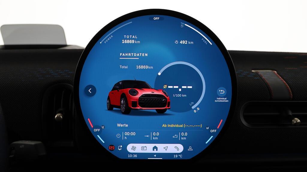 MINI John Cooper Works Cabrio-image-5