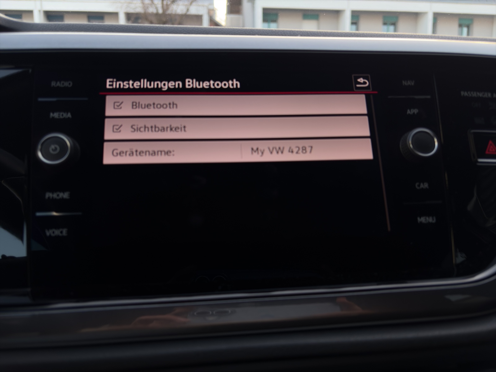 VW Polo 2.0 TSI GTI DSG-image-15