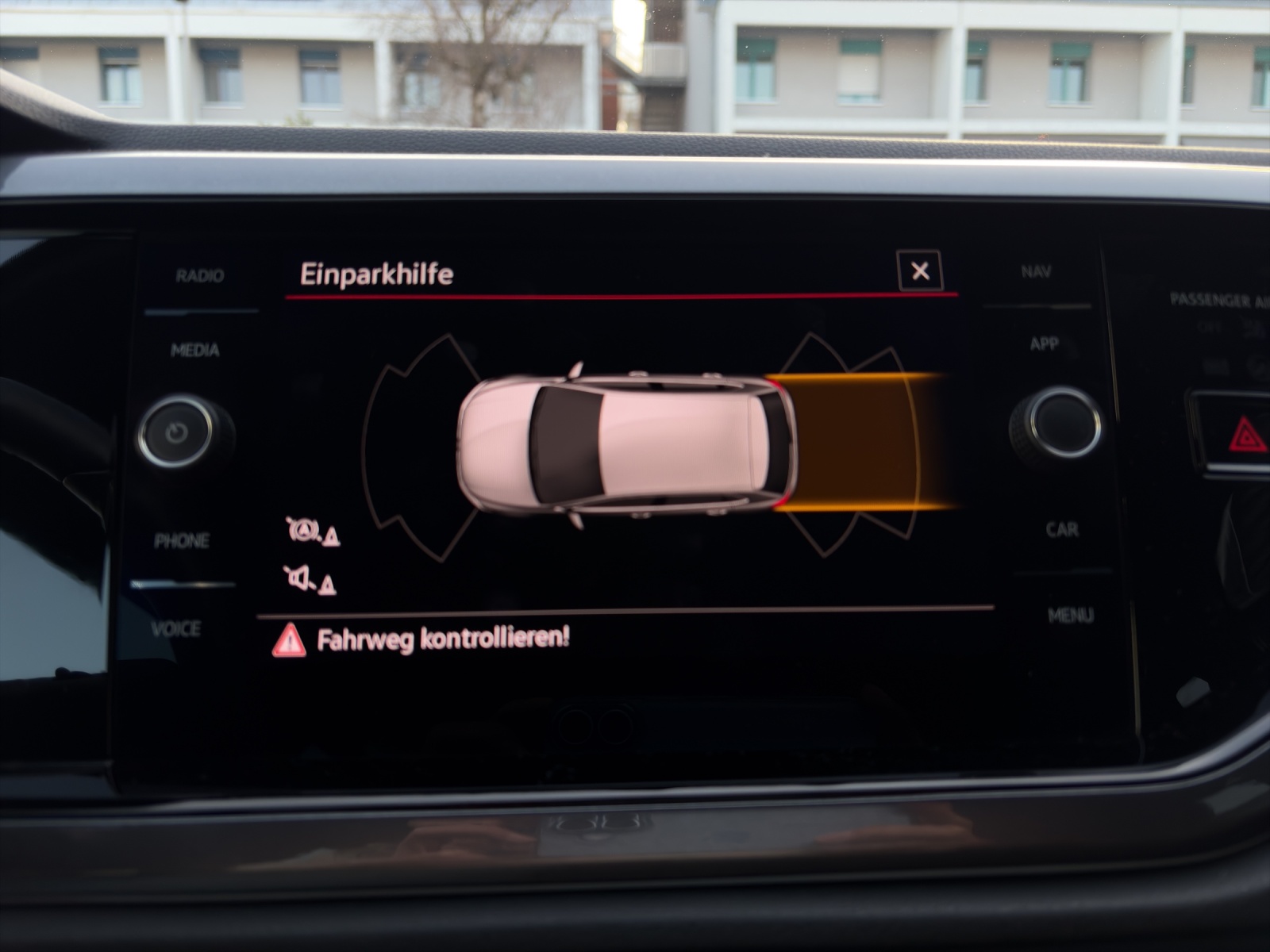 VW Polo 2.0 TSI GTI DSG-image-13