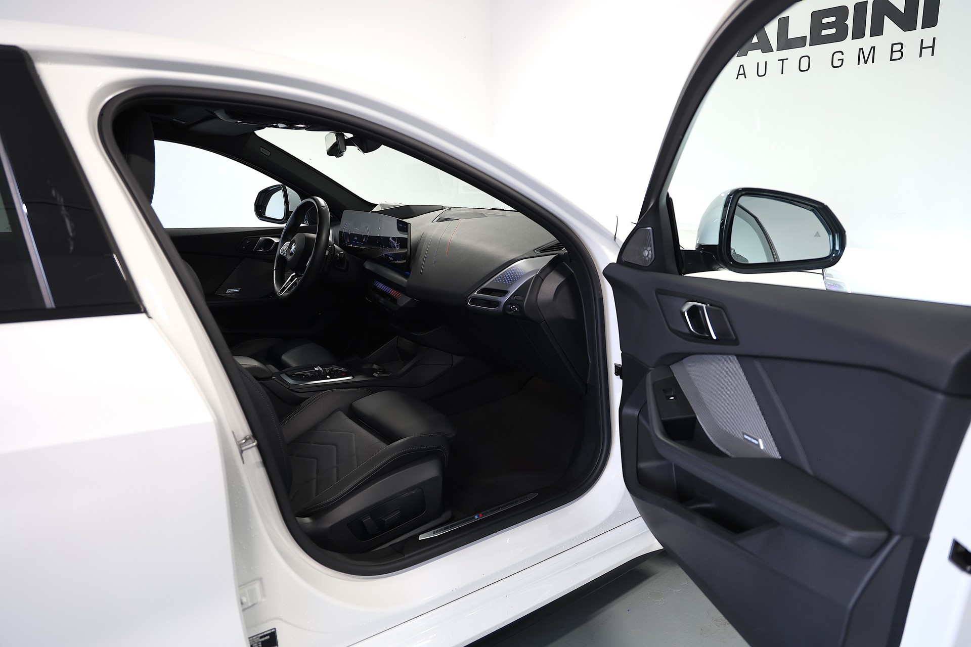 BMW 120d M Sport Pro Steptronic *CH-FZ* *Modell 2025*-image-12