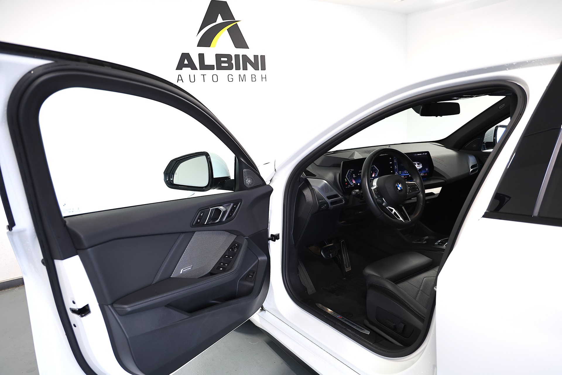 BMW 120d M Sport Pro Steptronic *CH-FZ* *Modell 2025*-image-6