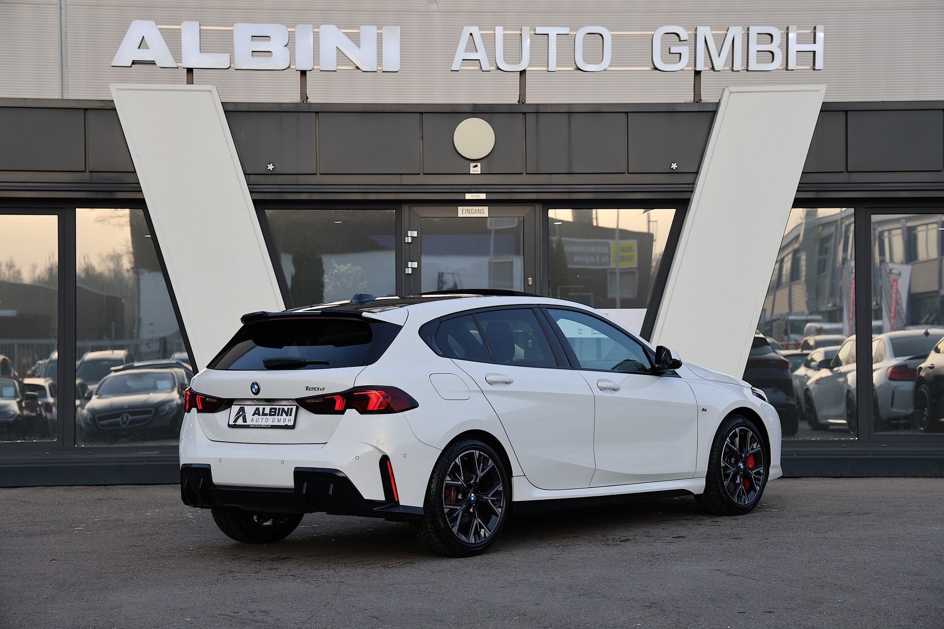 BMW 120d M Sport Pro Steptronic *CH-FZ* *Modell 2025*-image-3