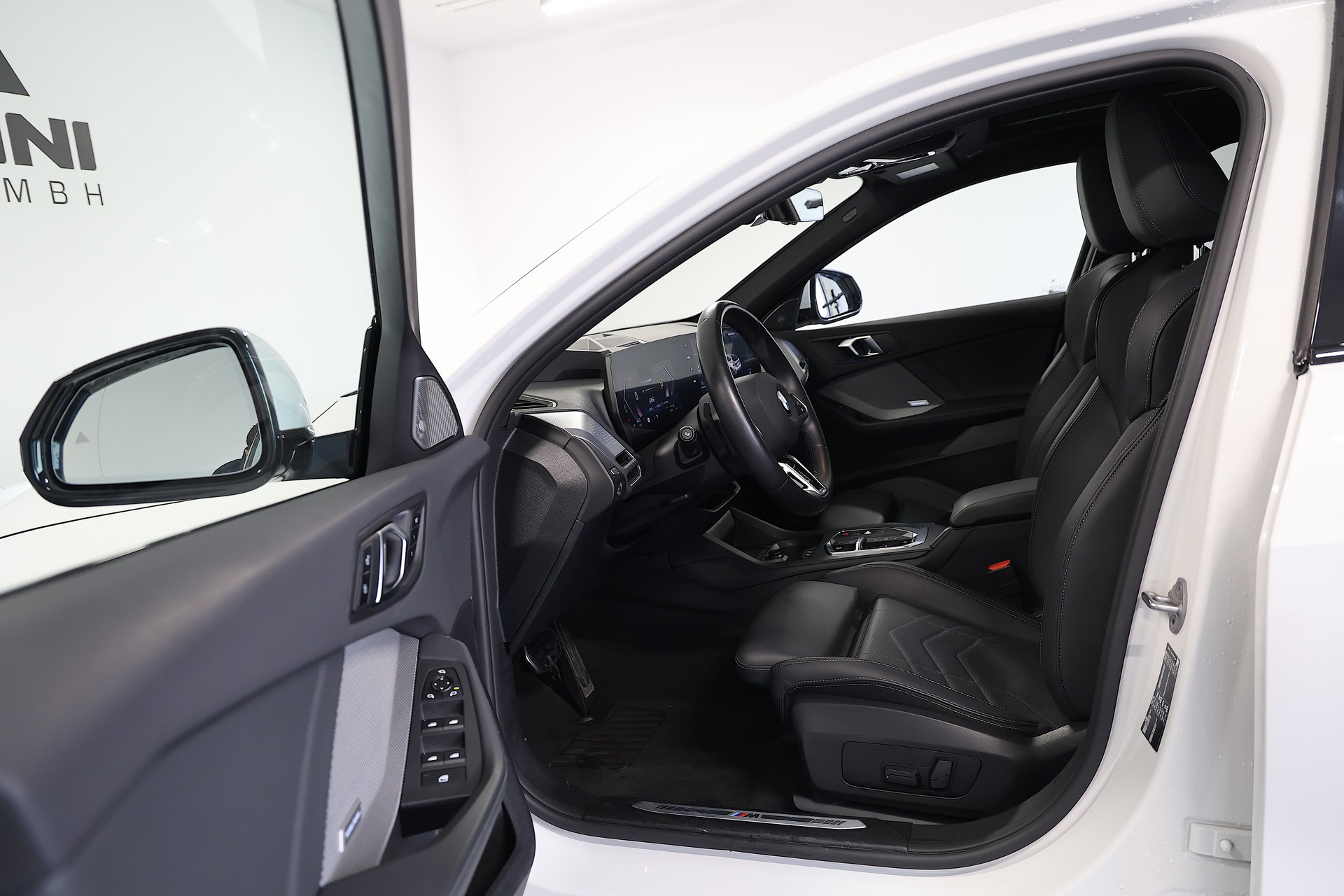 BMW 120d M Sport Pro Steptronic *CH-FZ* *Modell 2025*-image-7