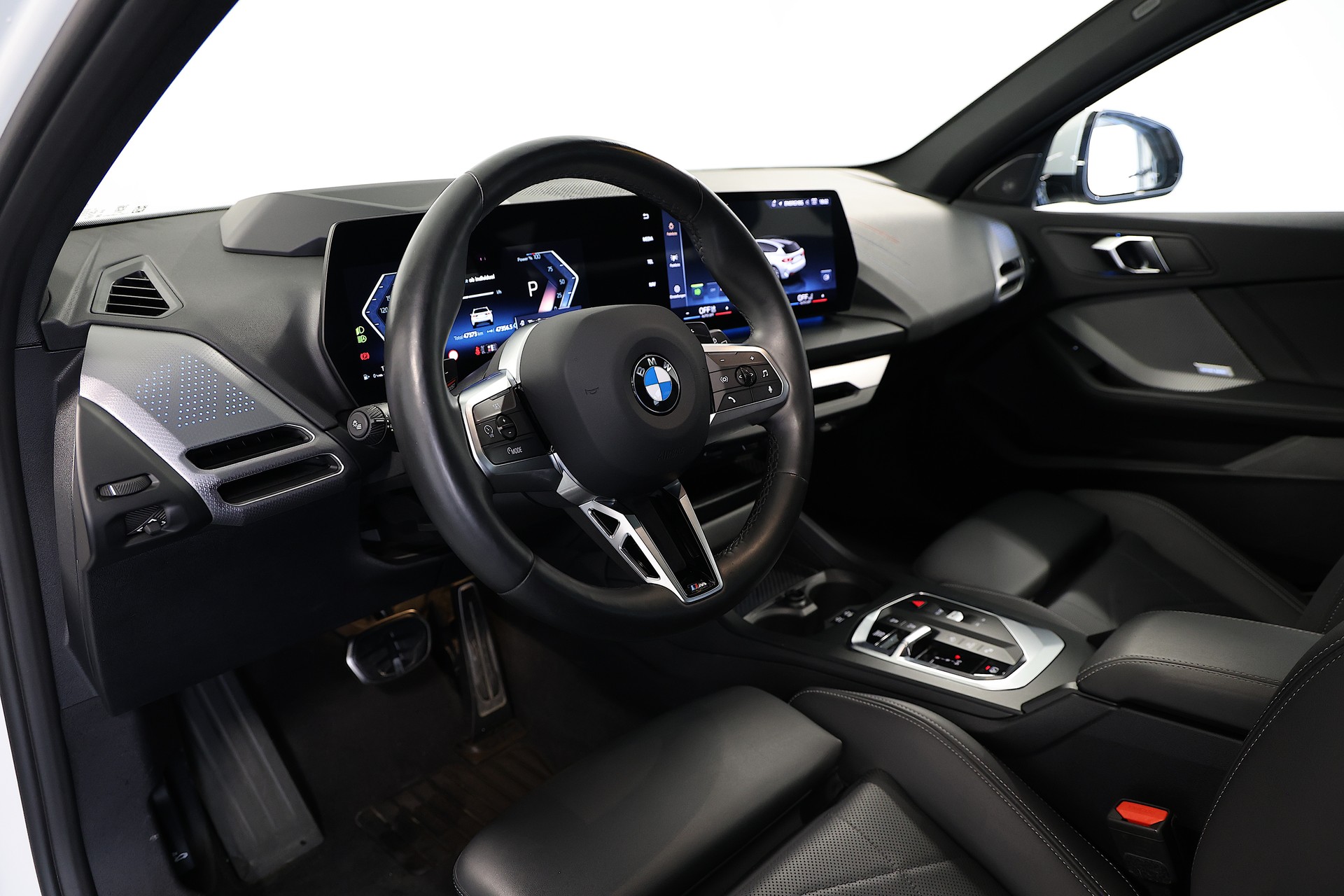 BMW 120d M Sport Pro Steptronic *CH-FZ* *Modell 2025*-image-9