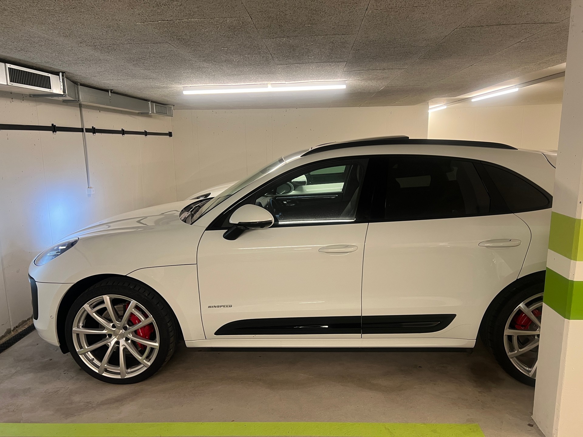 PORSCHE Macan S PDK RINSPEED Edition 1 of 1-image-6