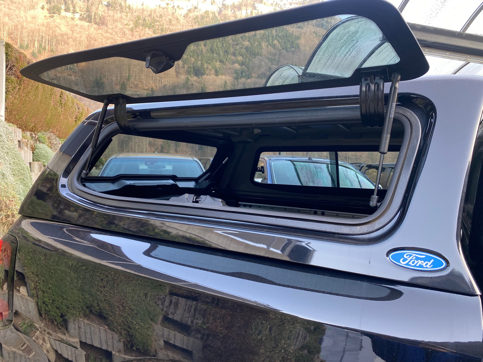 FORD Ranger Wildtrak 3.0 Eco Blue e-4WD Automat-image-5