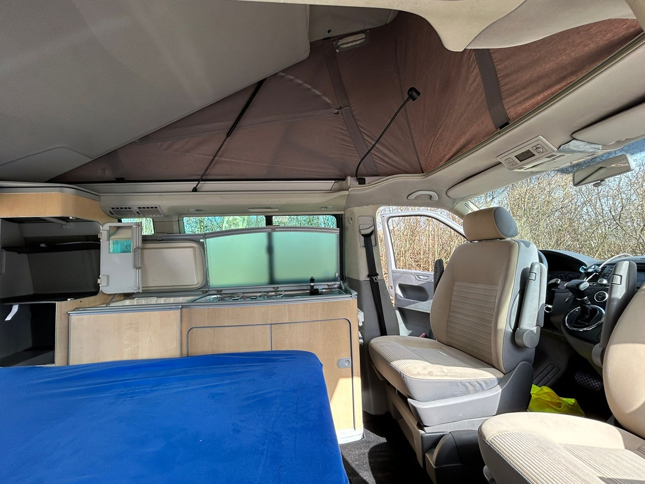 VW T5 Multivan California 2.5TDI-image-23