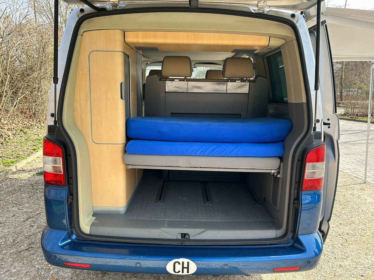 VW T5 Multivan California 2.5TDI-showroom-element-2