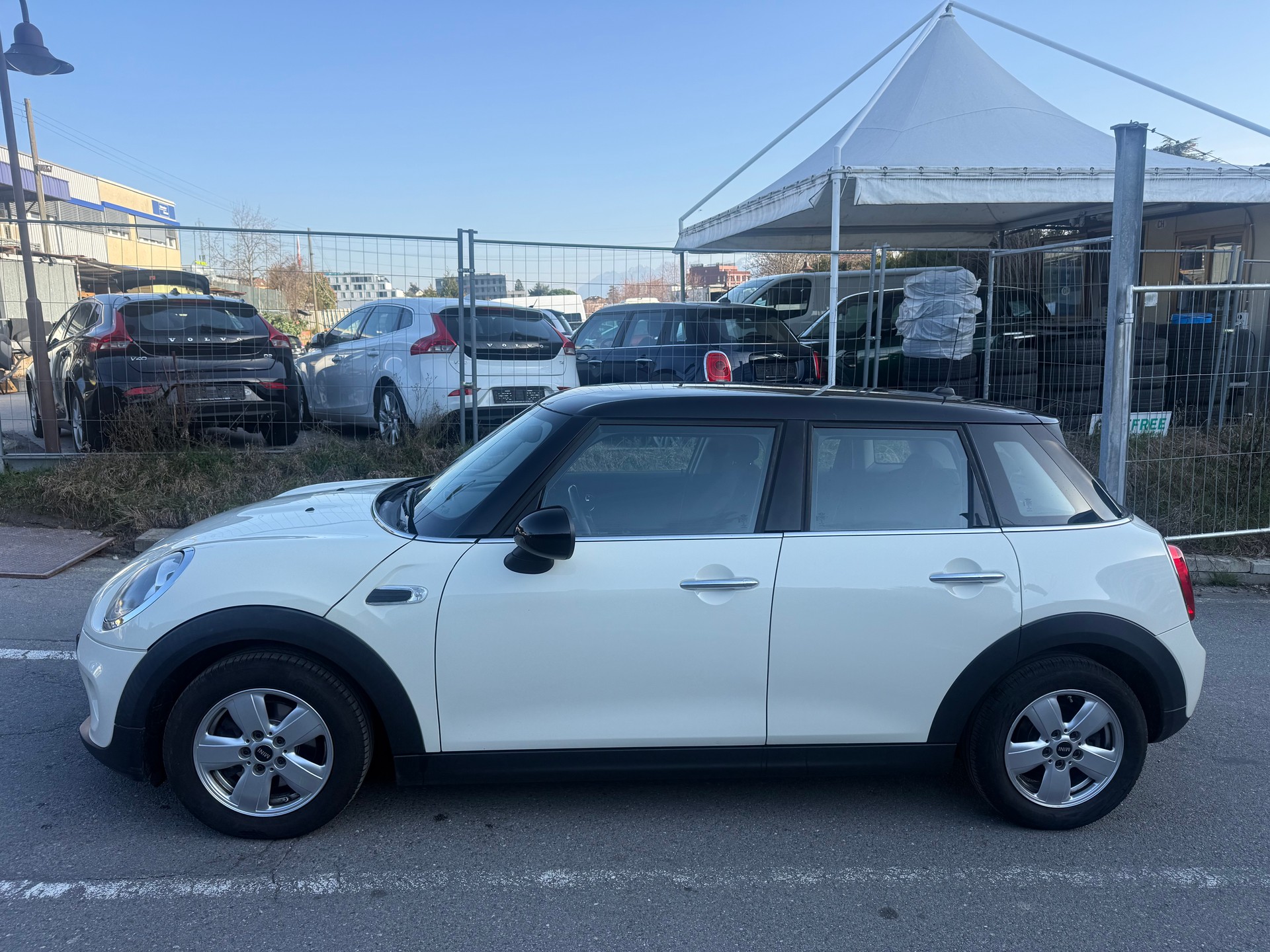 MINI Cooper-image-3