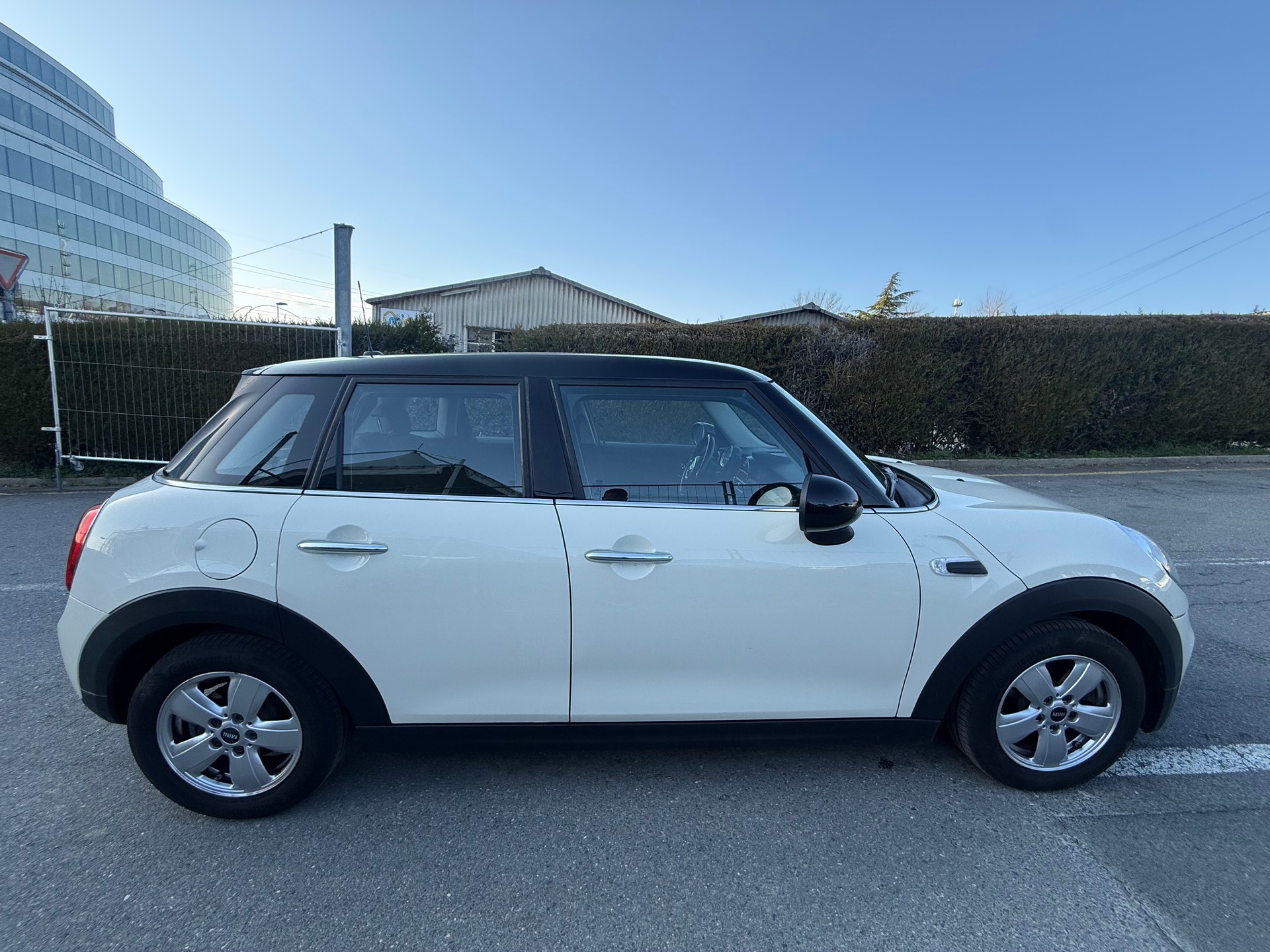 MINI Cooper-image-7