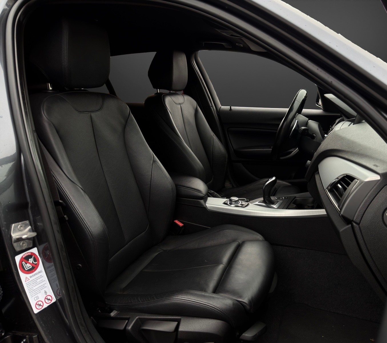 BMW M135i Steptronic-image-8
