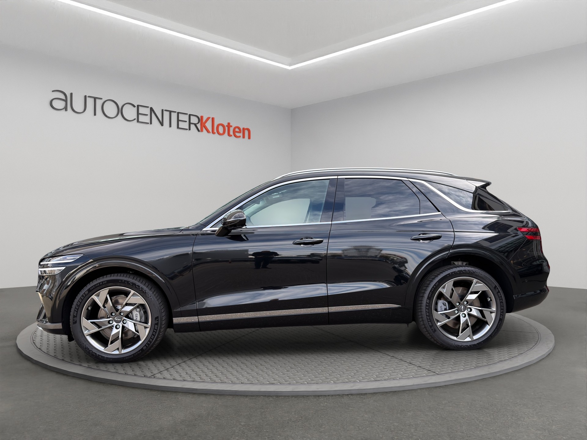 GENESIS GV70 Dual Motor Sport AWD-image-2
