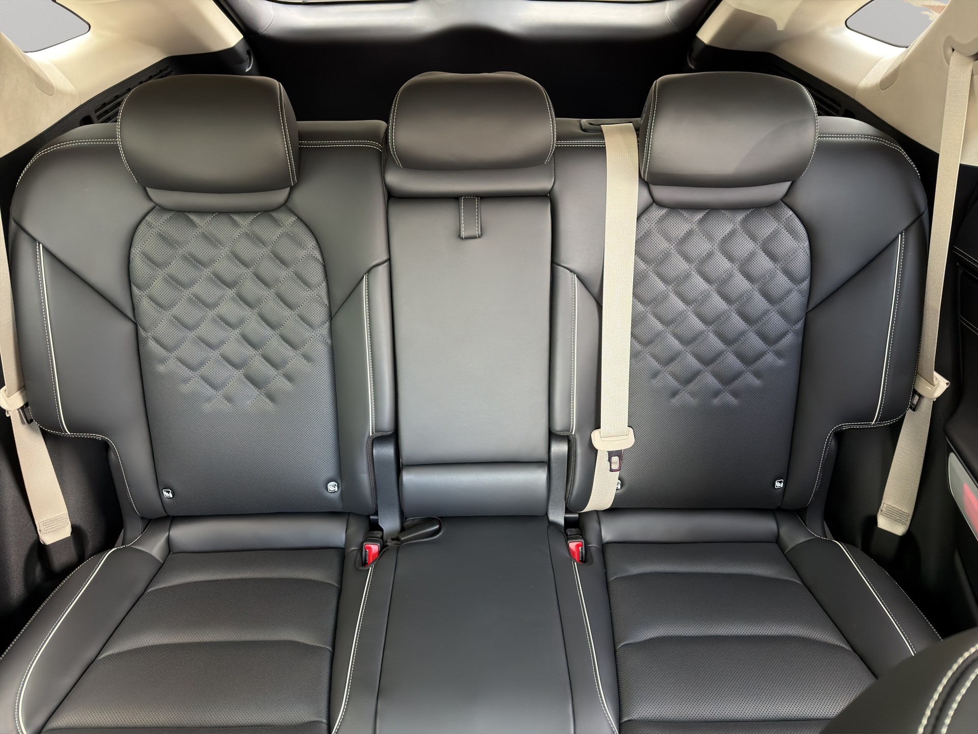 GENESIS GV70 Dual Motor Sport AWD-image-7