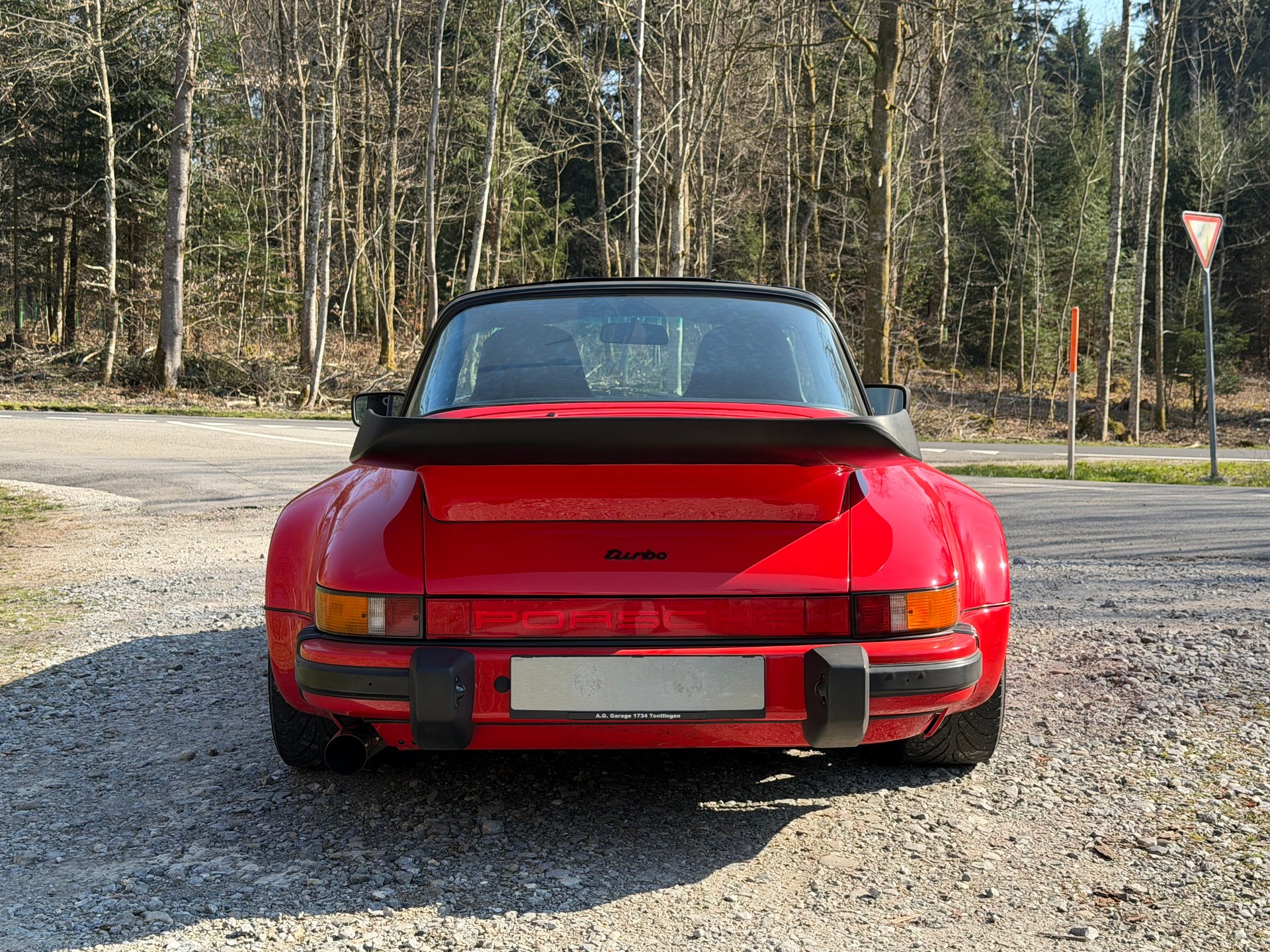 PORSCHE 911 SC Targa-image-2