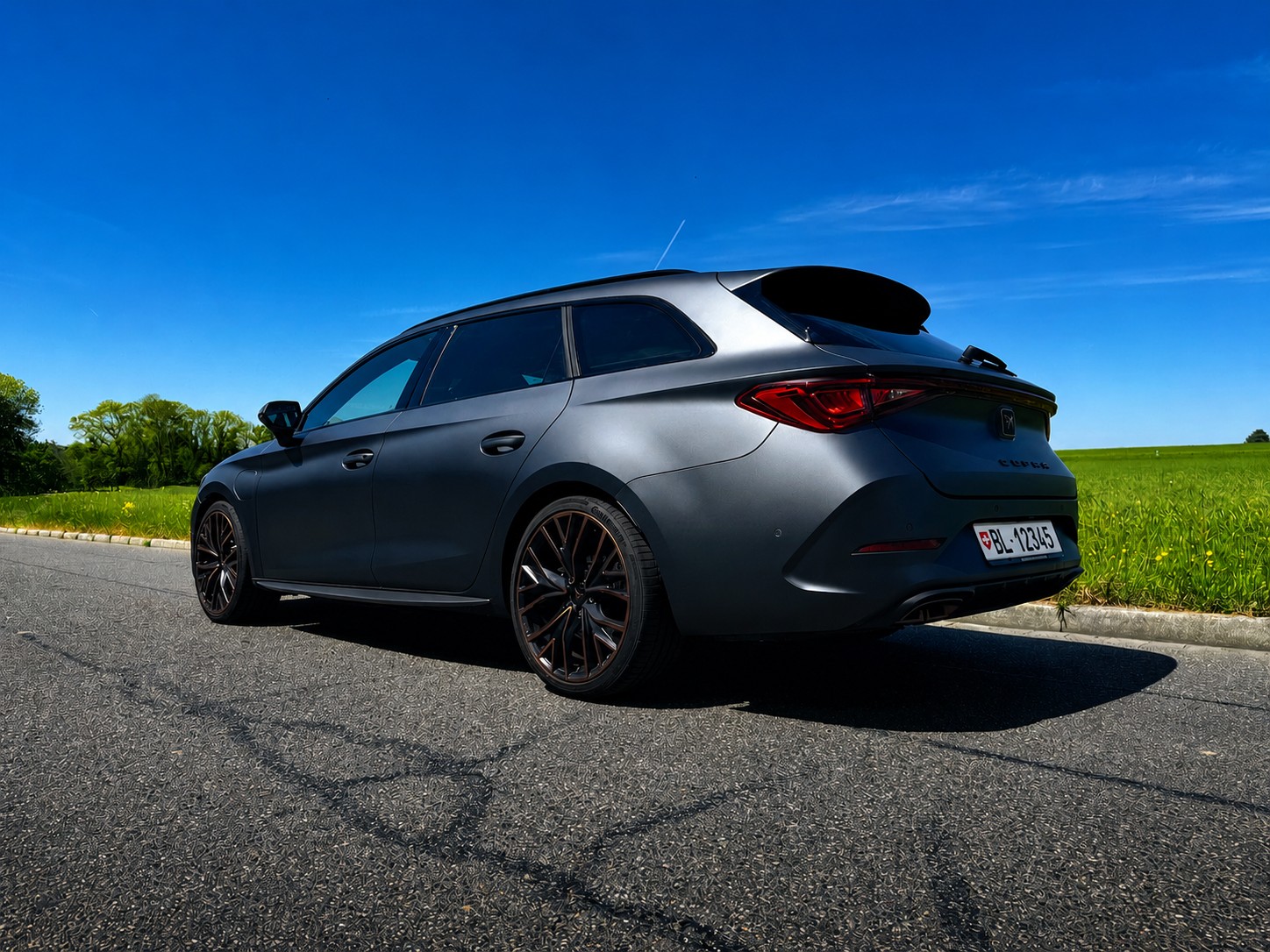 CUPRA Leon 1.4 eHybrid Kombi (Plug-In), 8-fach, Anhängerkupplung (Garantie+MFK+Service)-image-1