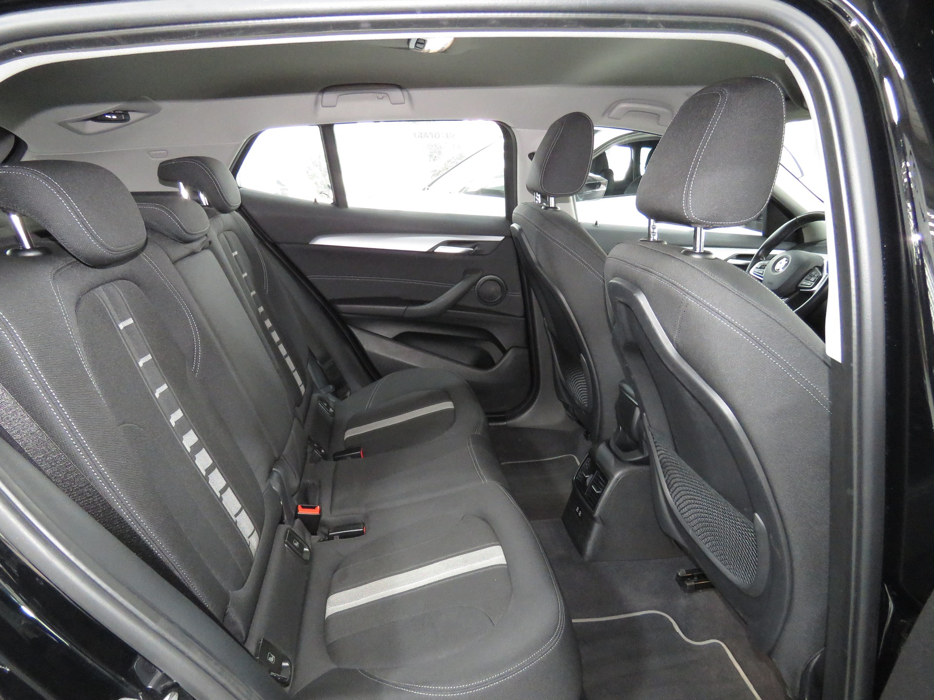 BMW X2 xDrive 20d Steptronic (Automat)-image-13