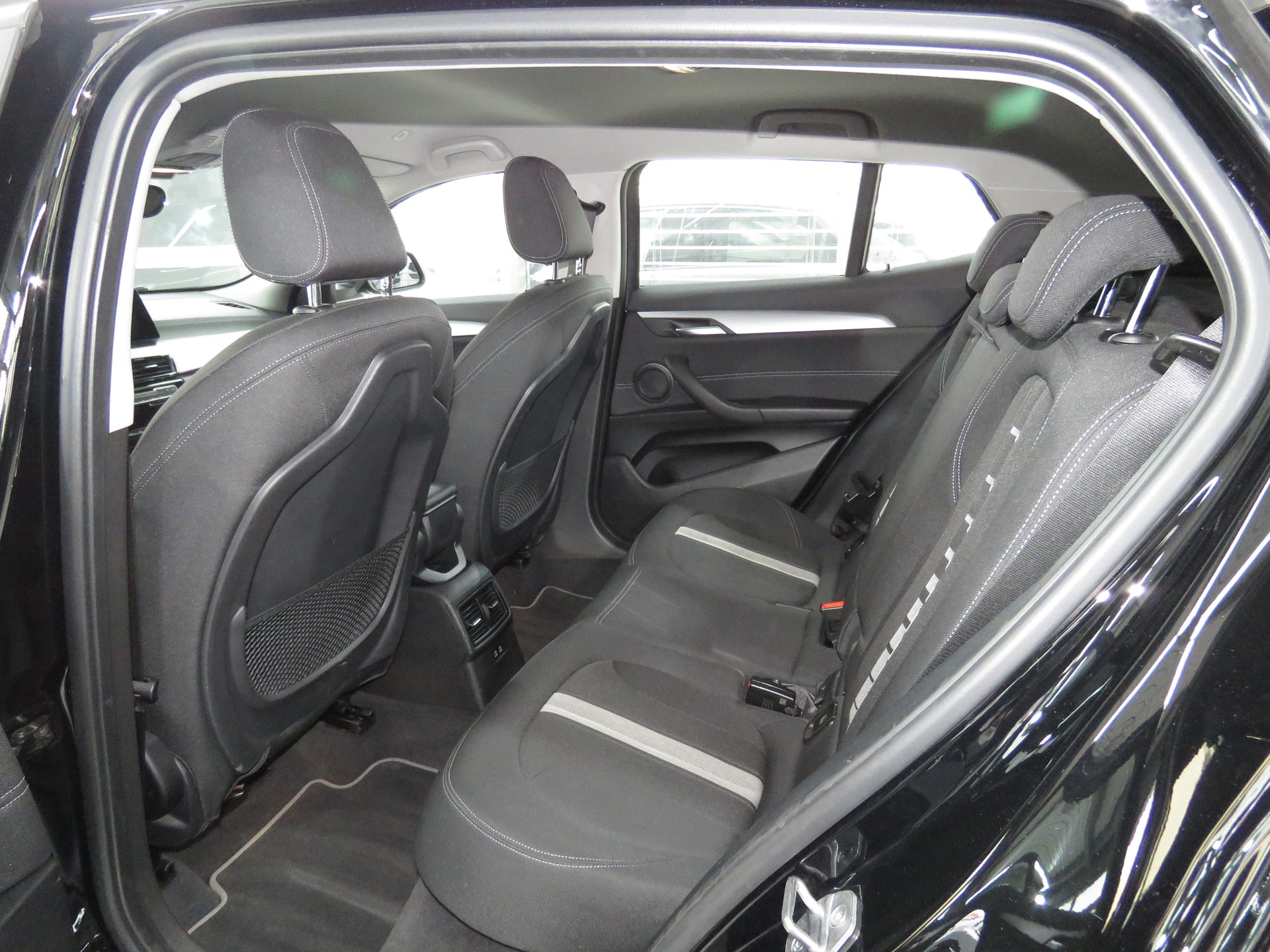 BMW X2 xDrive 20d Steptronic (Automat)-image-9