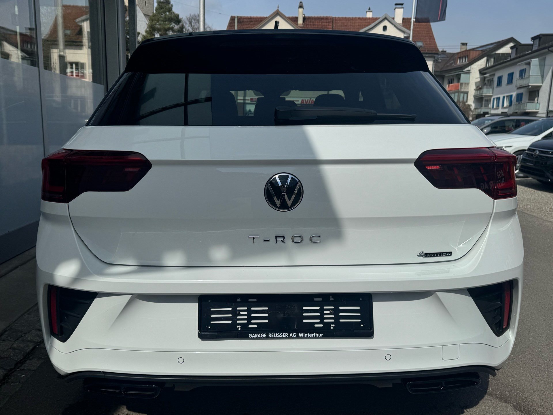 VW T-Roc R-LINE 4MOTION BLACK STYLE *** VOLLAUSSTATTUNG ***-image-4