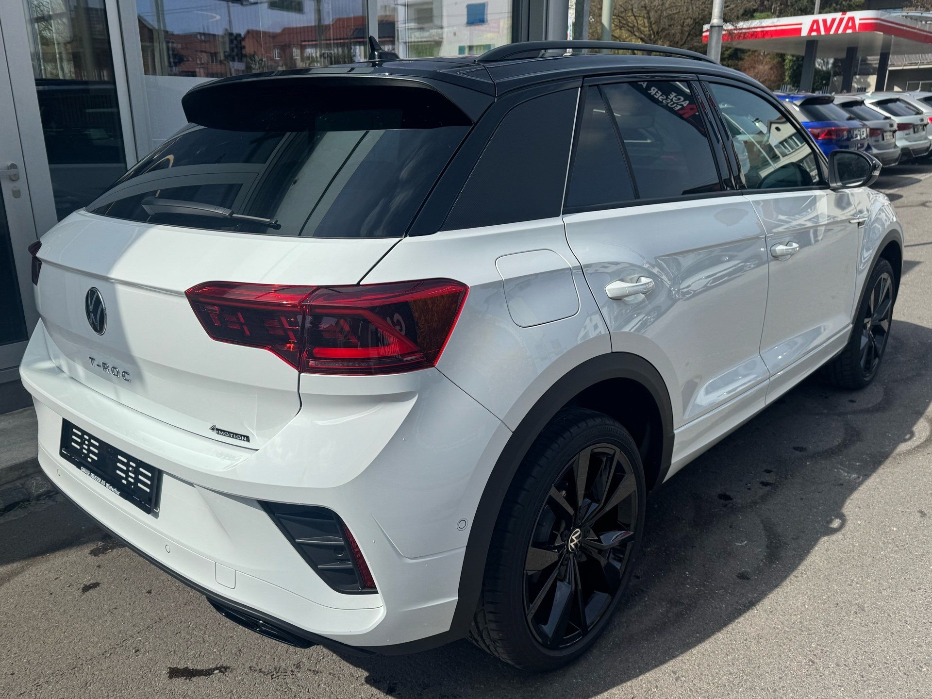 VW T-Roc R-LINE 4MOTION BLACK STYLE *** VOLLAUSSTATTUNG ***-image-3