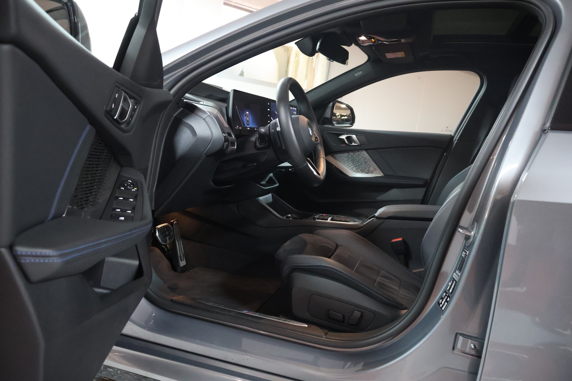 BMW 123 xDrive M Sport Steptronic-image-6