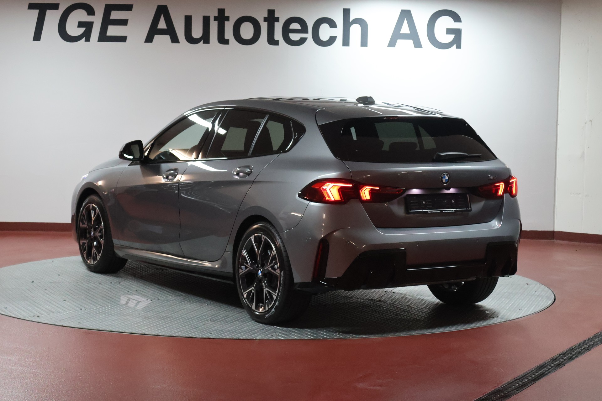 BMW 123 xDrive M Sport Steptronic-image-19