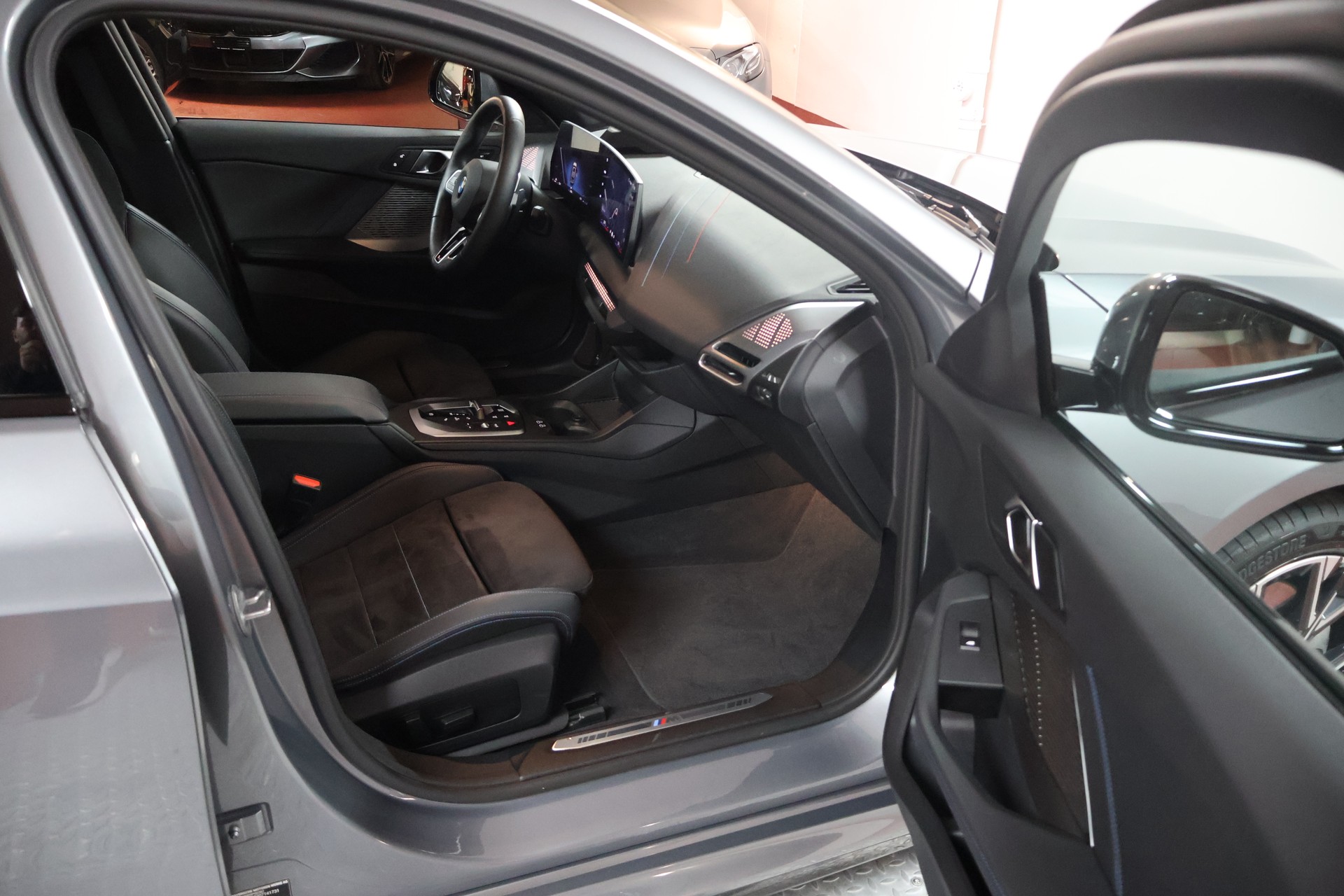 BMW 123 xDrive M Sport Steptronic-image-14