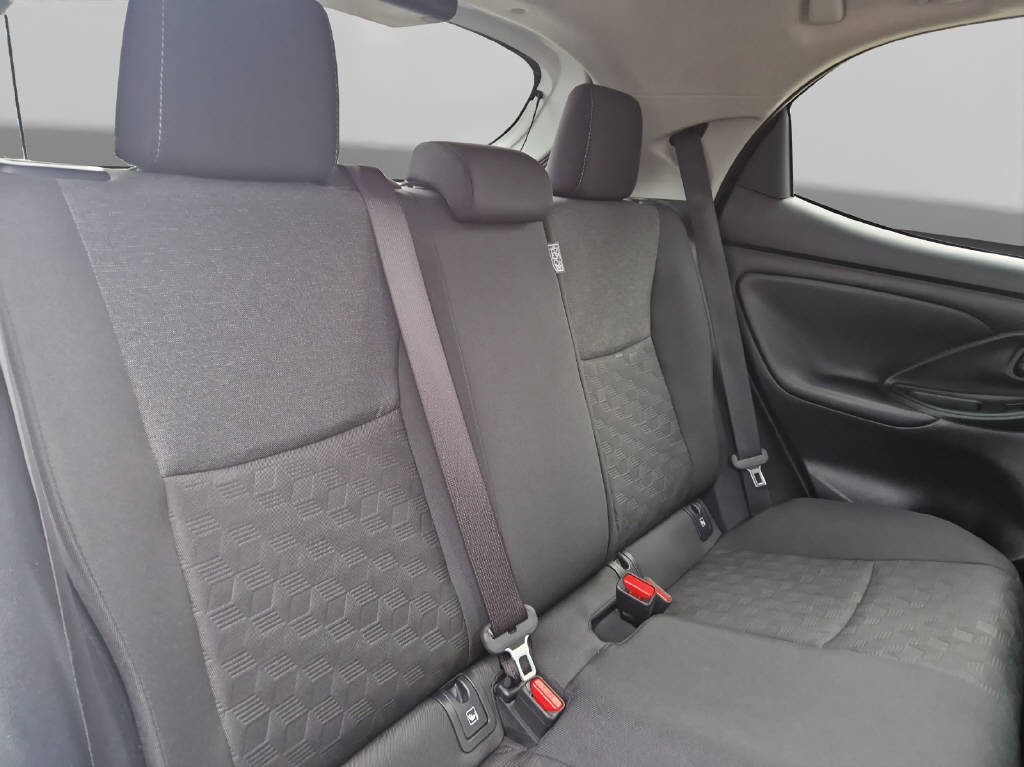 TOYOTA Yaris 1.5 VVT-i HSD Trend 47236/069-image-13