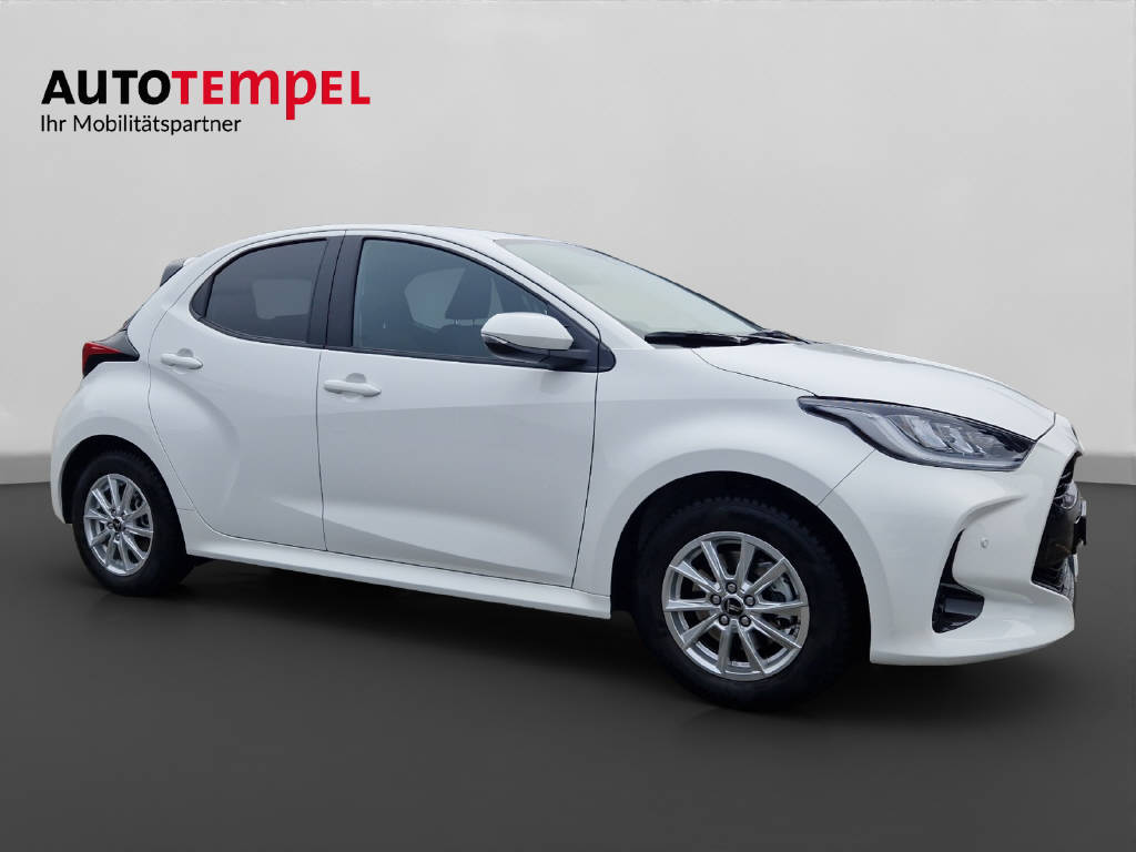 TOYOTA Yaris 1.5 VVT-i HSD Trend 47236/069-image-3