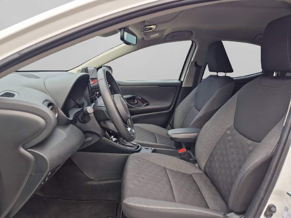 TOYOTA Yaris 1.5 VVT-i HSD Trend 47236/069-image-8