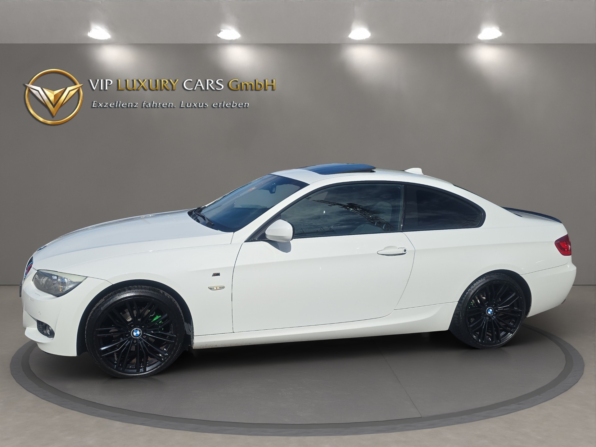 BMW 320d xDrive Coupé Steptronic M-Sport Paket-image-9