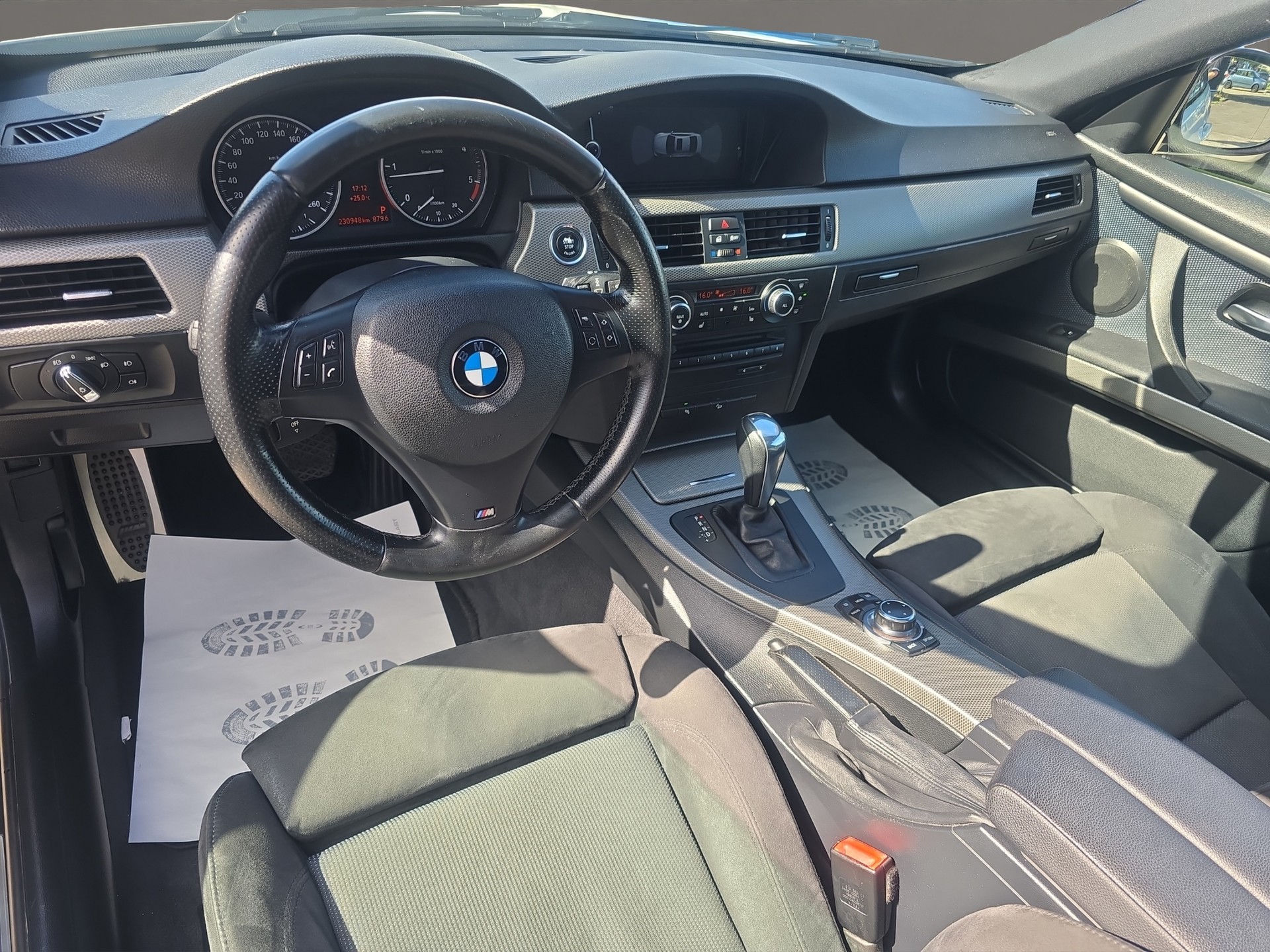 BMW 320d xDrive Coupé Steptronic M-Sport Paket-image-10