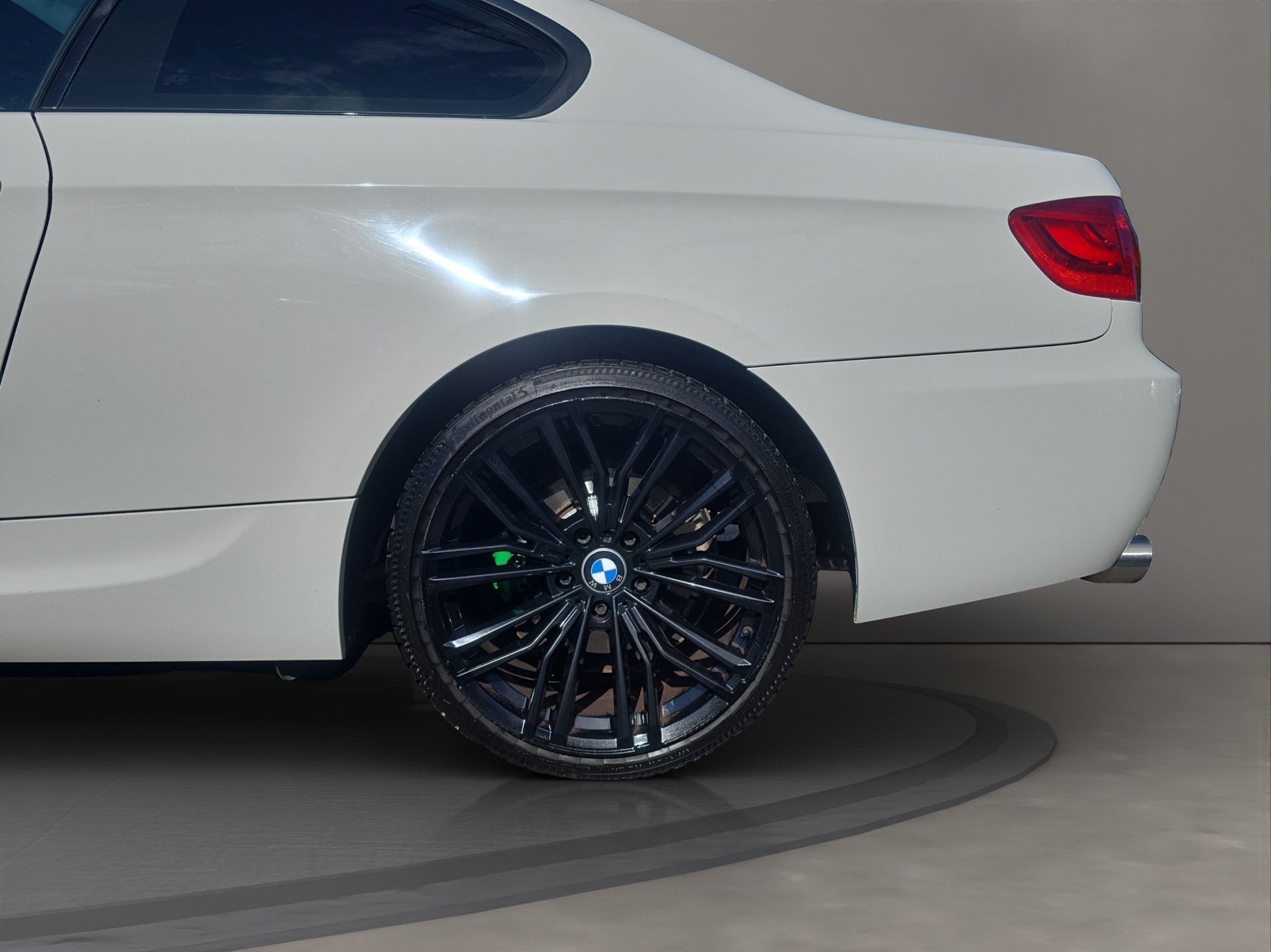 BMW 320d xDrive Coupé Steptronic M-Sport Paket-image-8