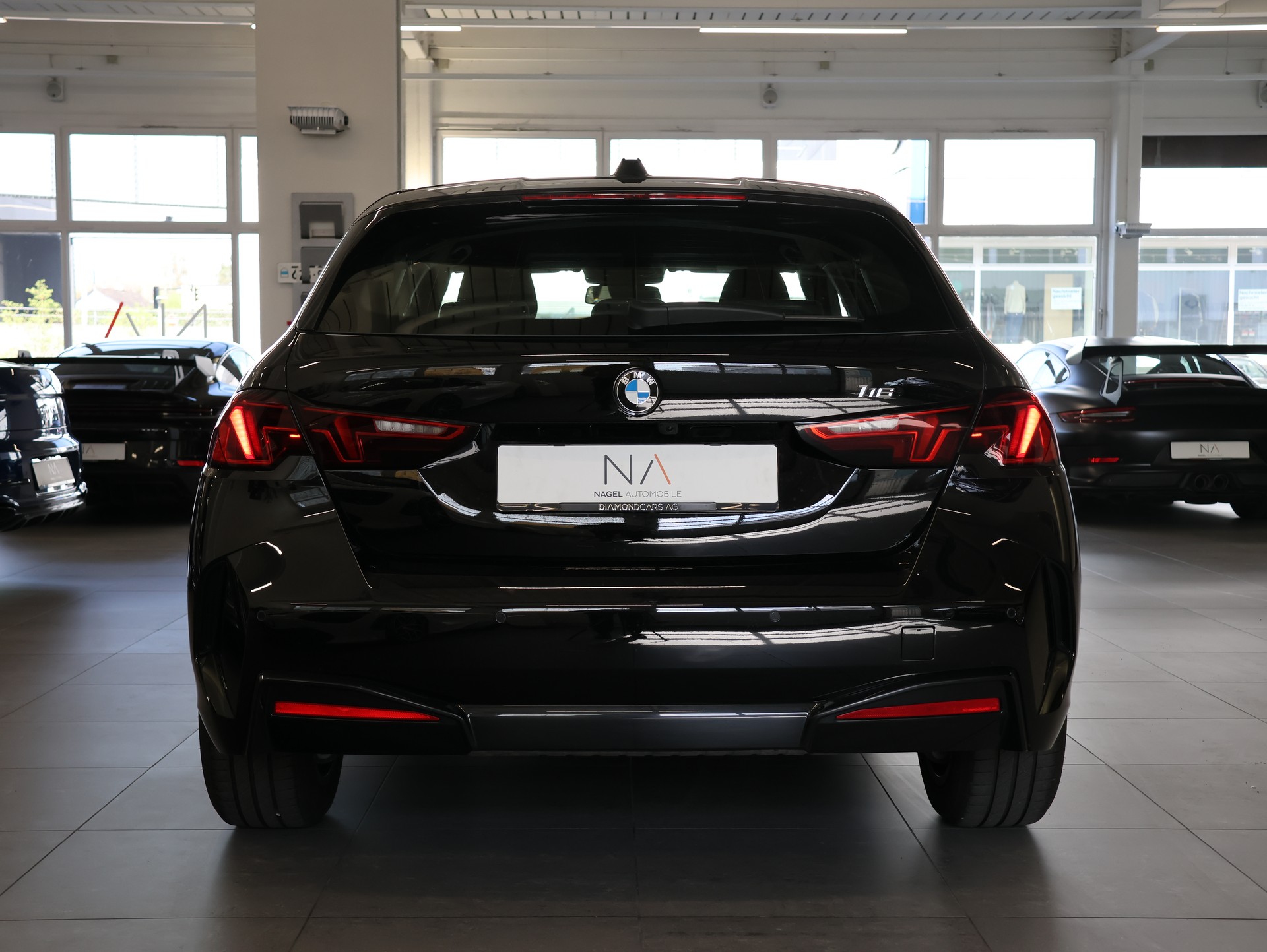 BMW 116 Steptronic M Sport *M-Packet* *Widescreen* *Parkassistent*-image-4