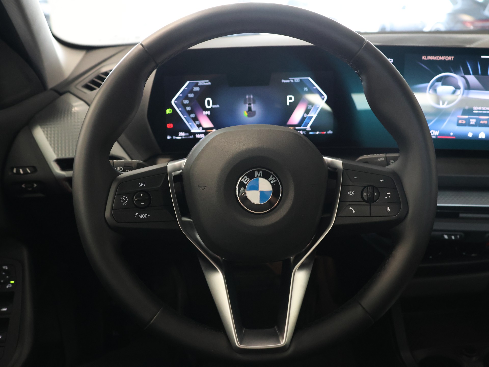 BMW 116 Steptronic M Sport *M-Packet* *Widescreen* *Parkassistent*-image-18
