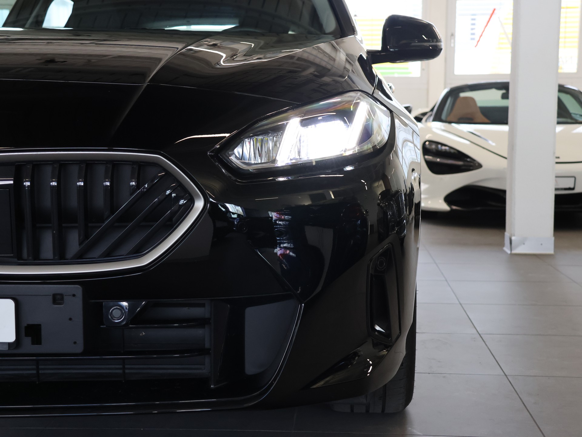 BMW 116 Steptronic M Sport *M-Packet* *Widescreen* *Parkassistent*-image-8