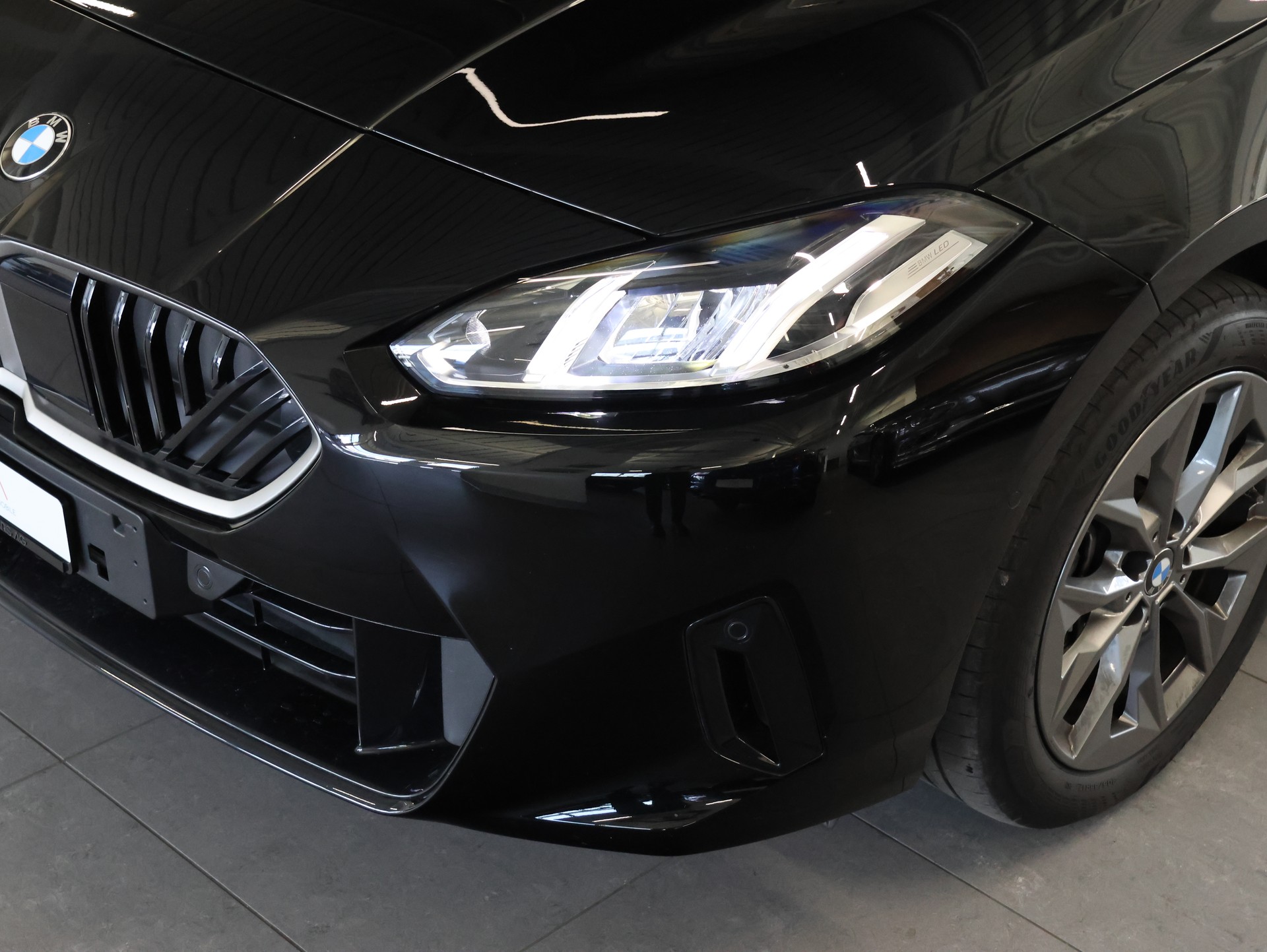 BMW 116 Steptronic M Sport *M-Packet* *Widescreen* *Parkassistent*-image-9