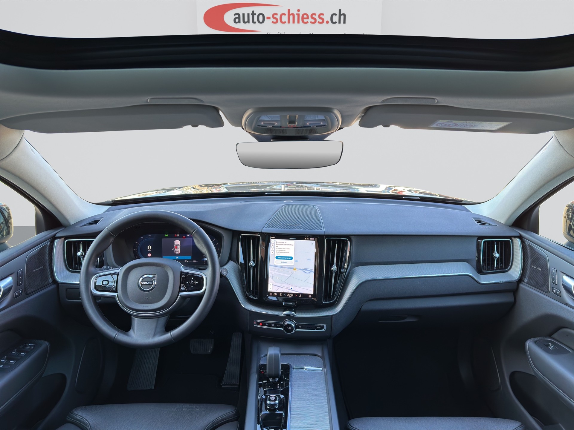 VOLVO XC60 B5 AWD Plus Dark Geartronic-image-18