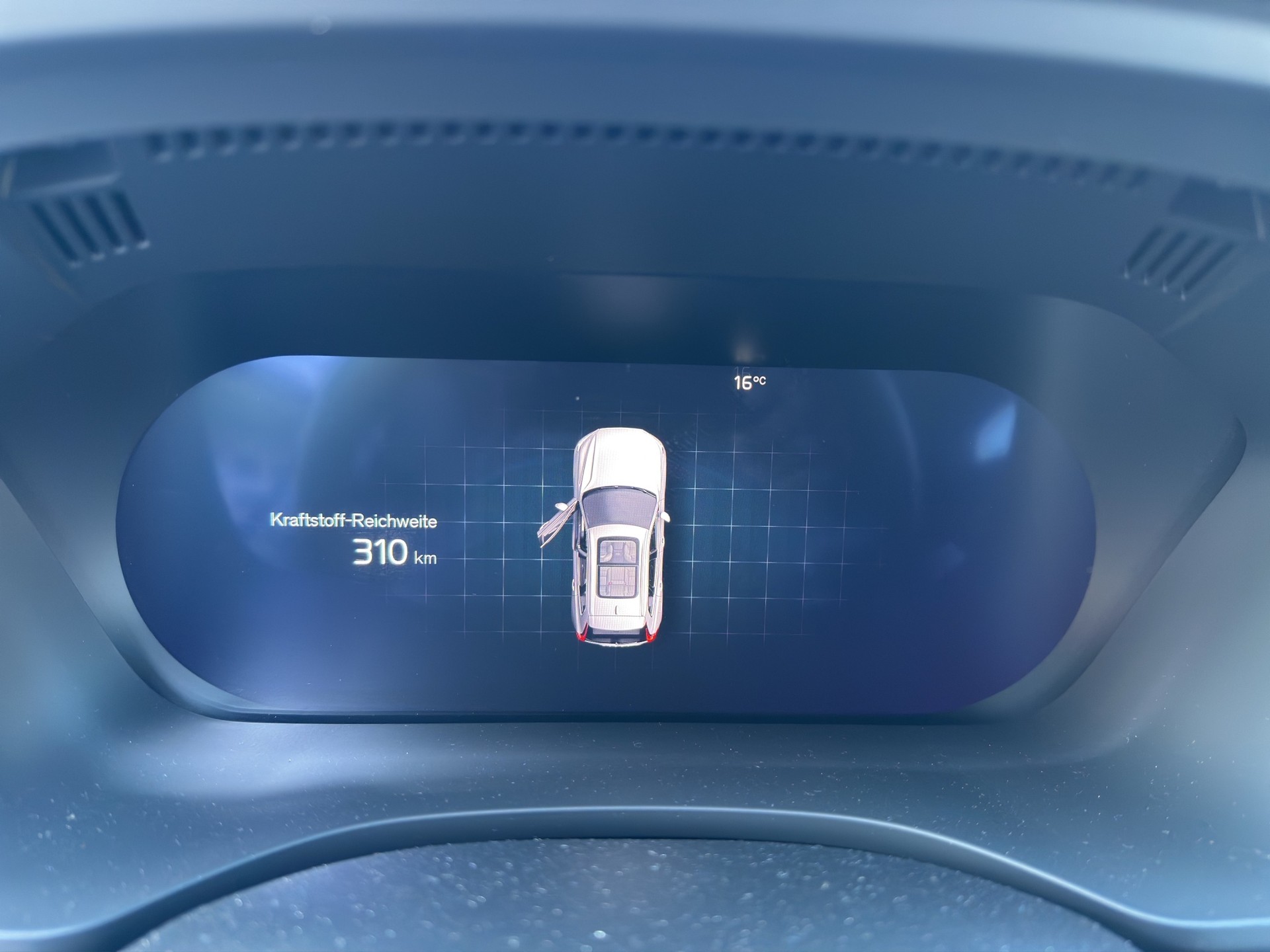 VOLVO XC60 B5 AWD Plus Dark Geartronic-image-11