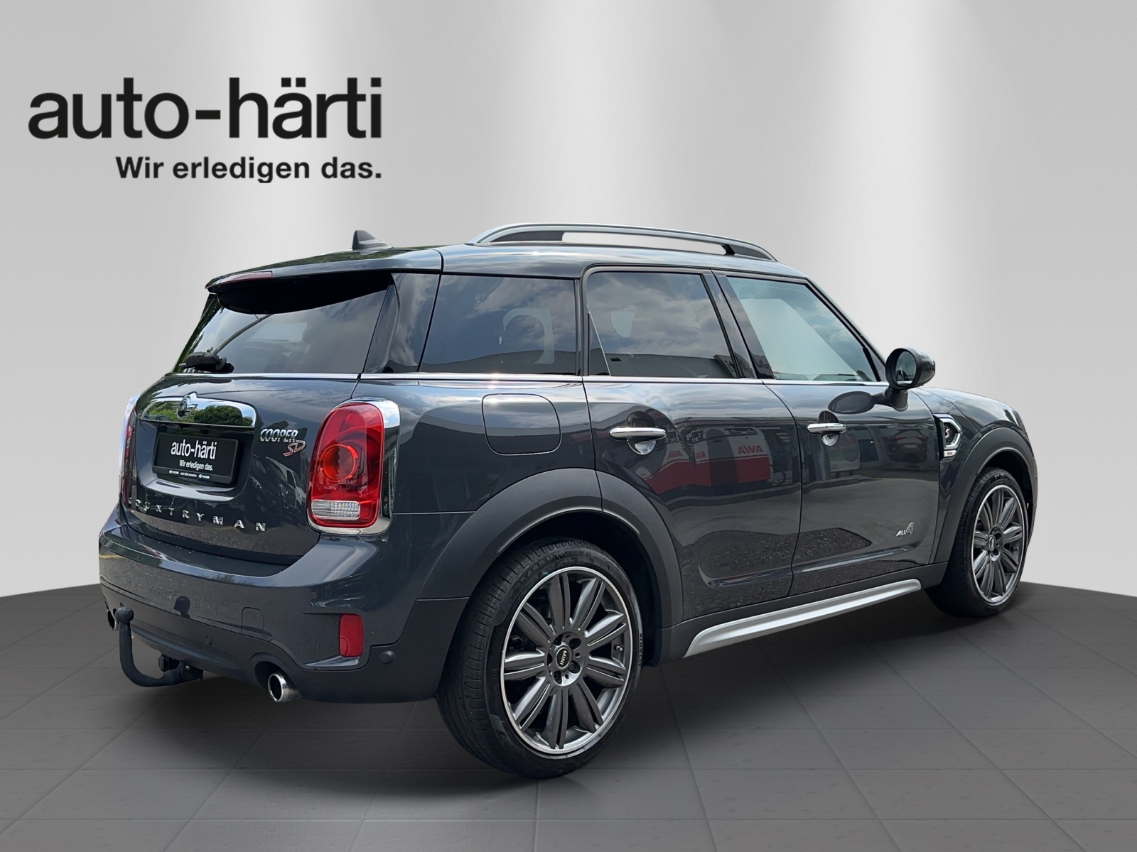 MINI Countryman Cooper SD ALL4-image-4