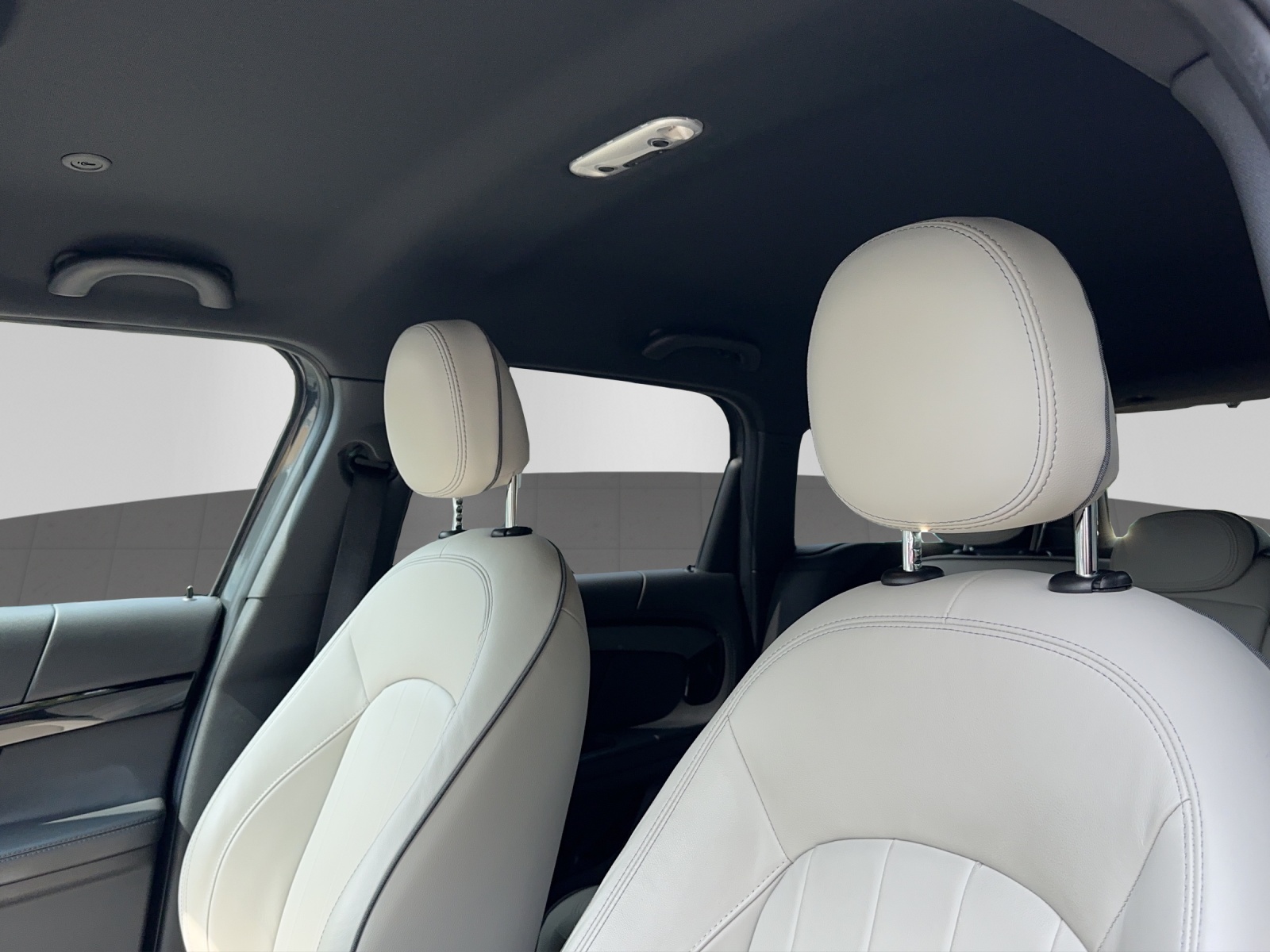 MINI Countryman Cooper SD ALL4-image-12