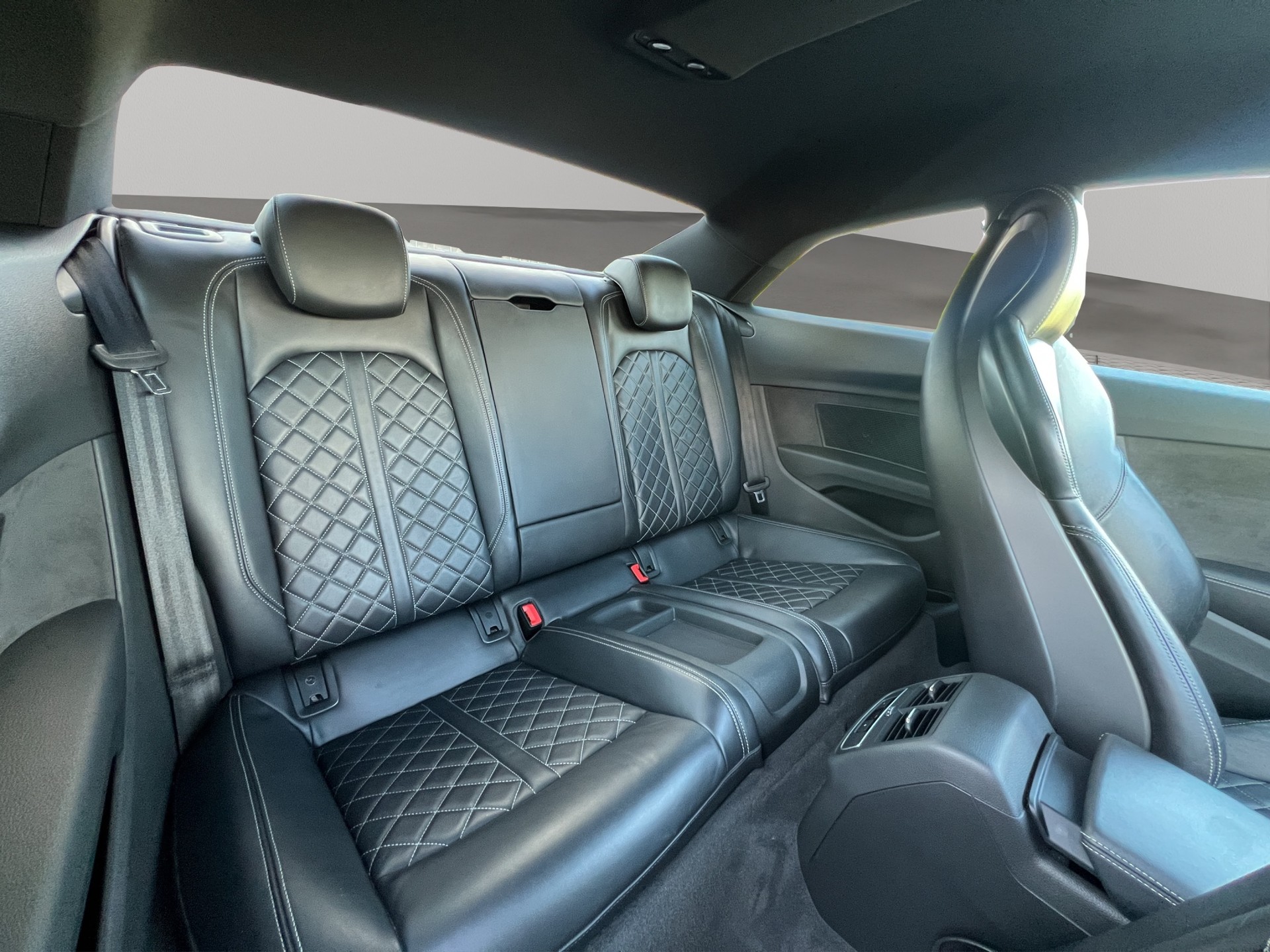 AUDI S5 Coupé 3.0 TFSI quattro tiptronic (CHF 322.25/Monat)-image-10