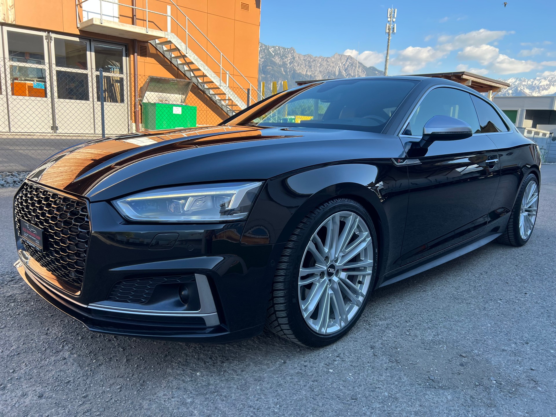 AUDI S5 Coupé 3.0 TFSI quattro tiptronic (CHF 322.25/Monat)